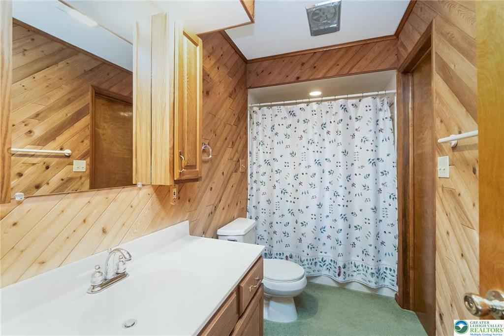 New Tripoli, Pennsylvania, 18066-2432, United States, 3 Bedrooms Bedrooms, ,3 BathroomsBathrooms,Residential,For Sale,1945015