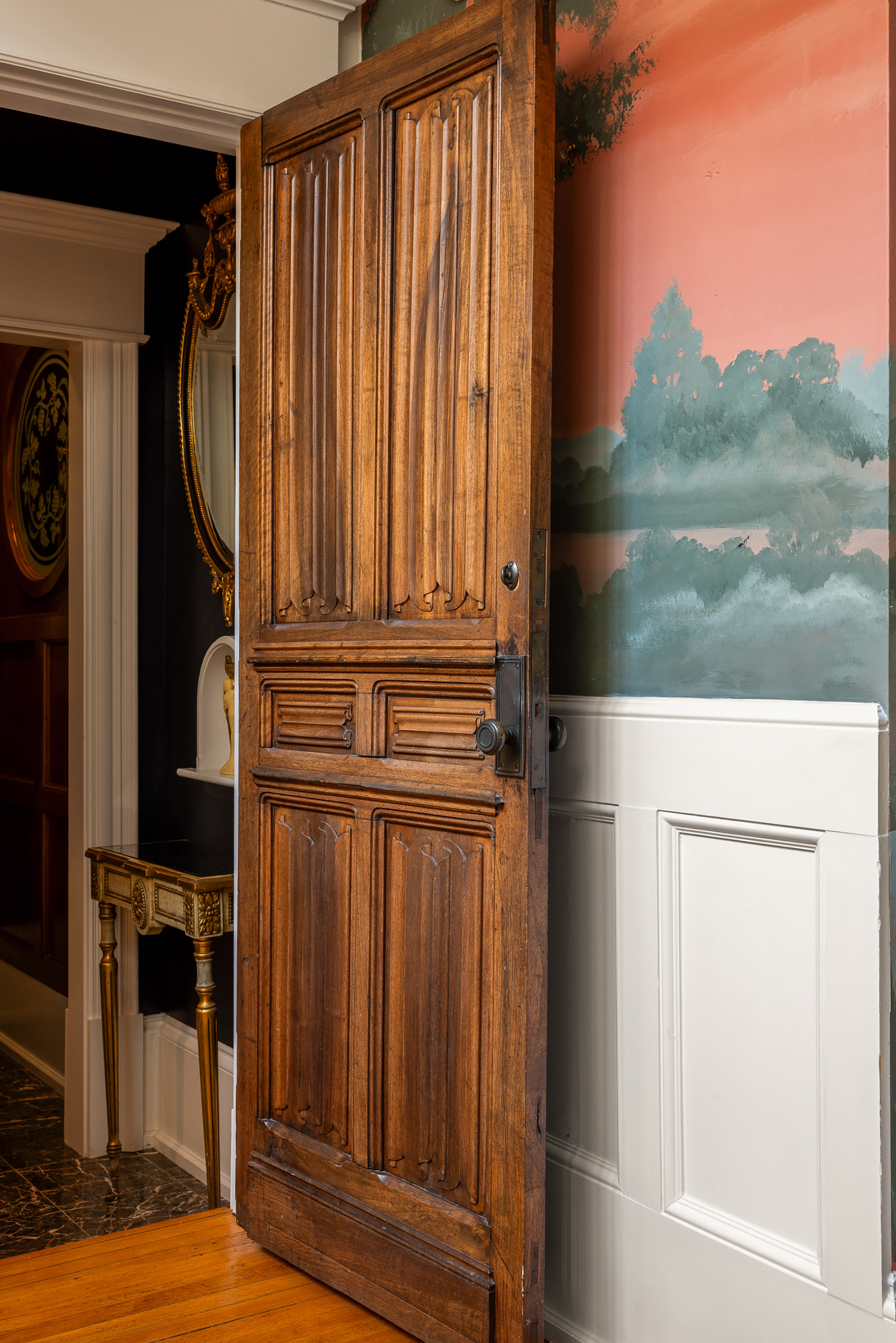  A Curated Historic Estate of Extraordinary Detail and Design - 物件實景