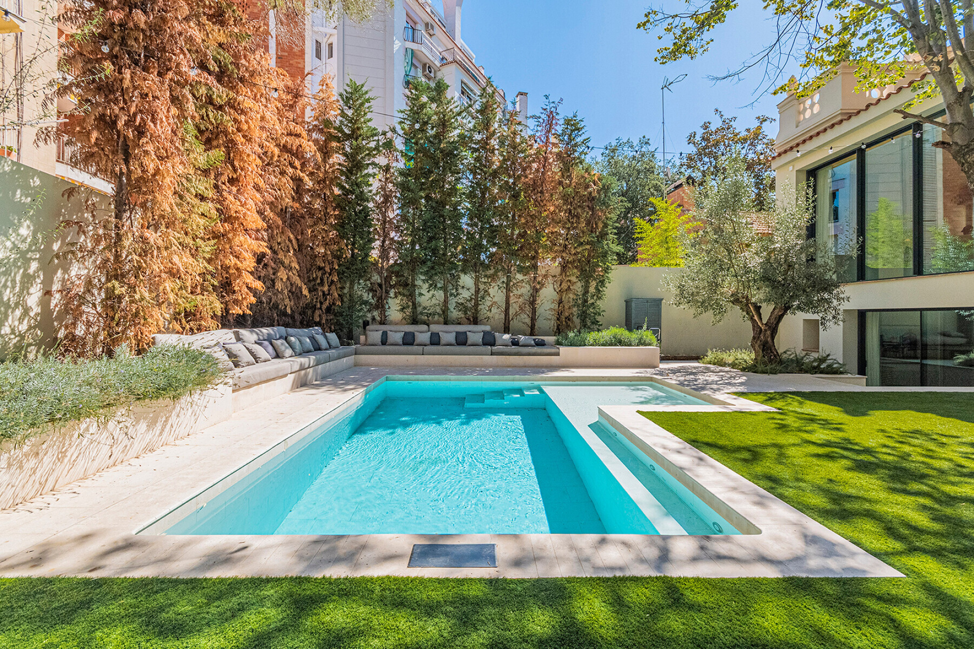  Historic mansion from 1900 with a garden and private pool in Bonanova - 物件實景