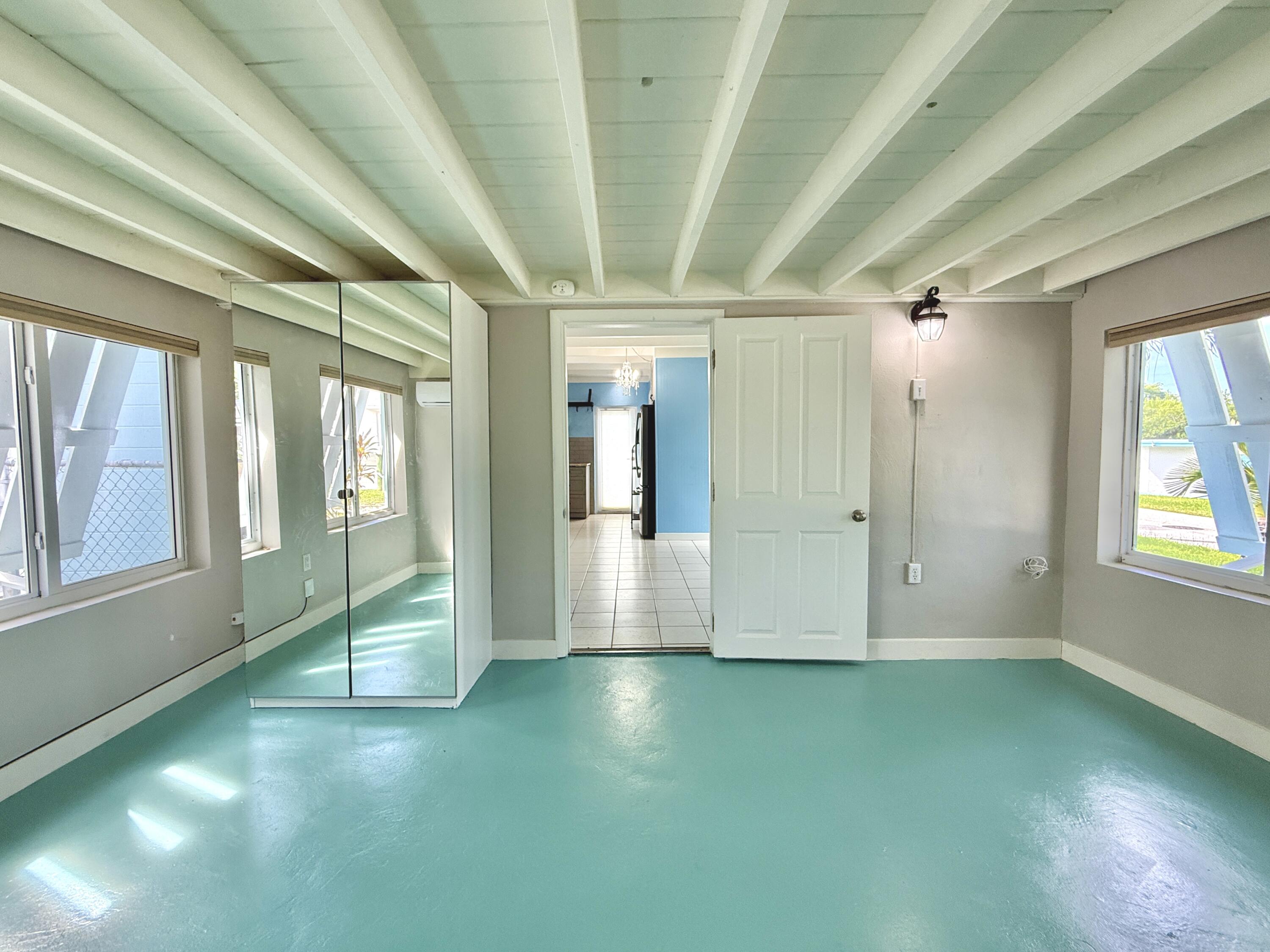 KEY LARGO, Florida, 33037, United States, 1 Bedroom Bedrooms, ,1 BathroomBathrooms,Residential,For Sale,1827867