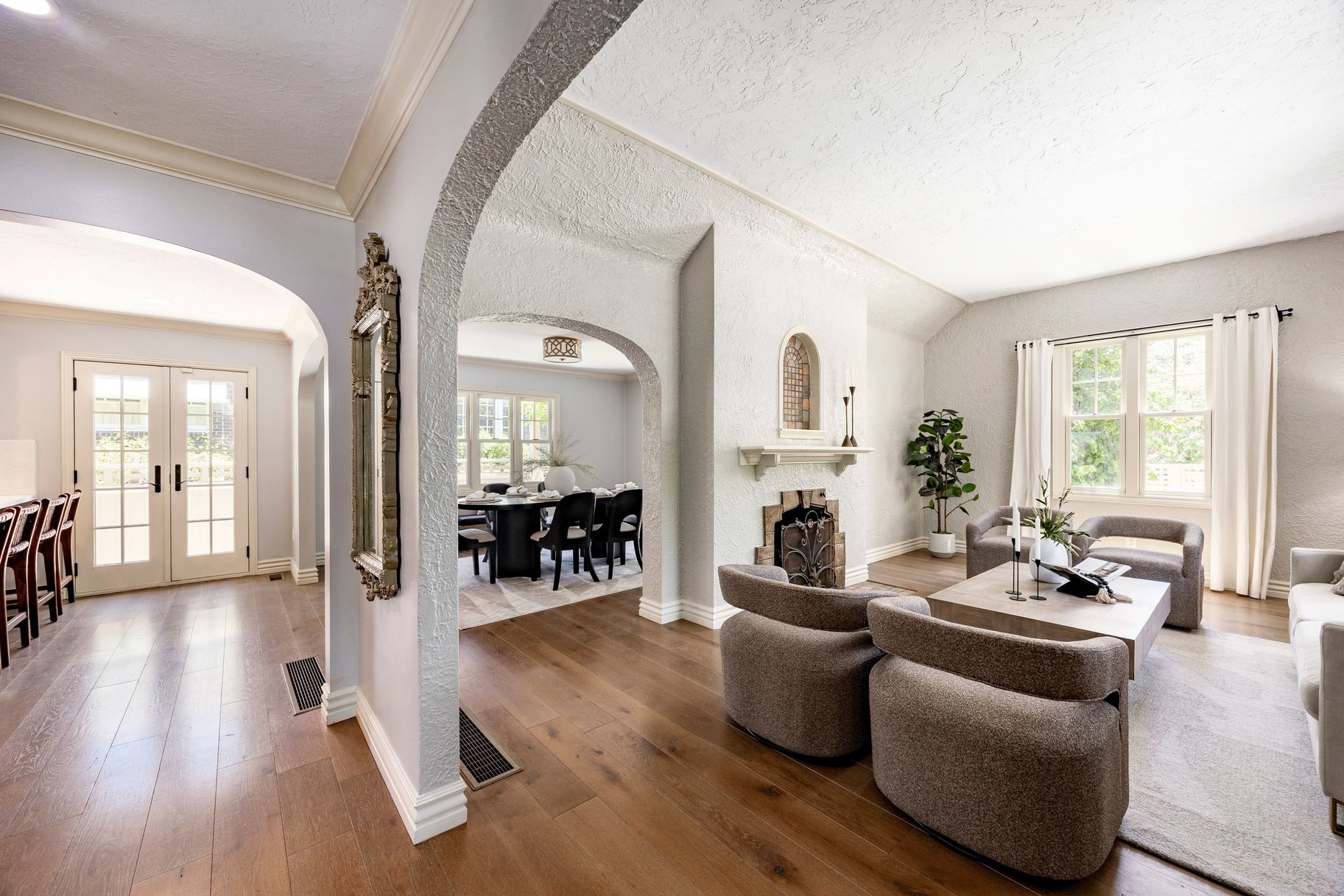  Historic Charm Meets Modern Living in the Heart of Yalecrest - 物件實景
