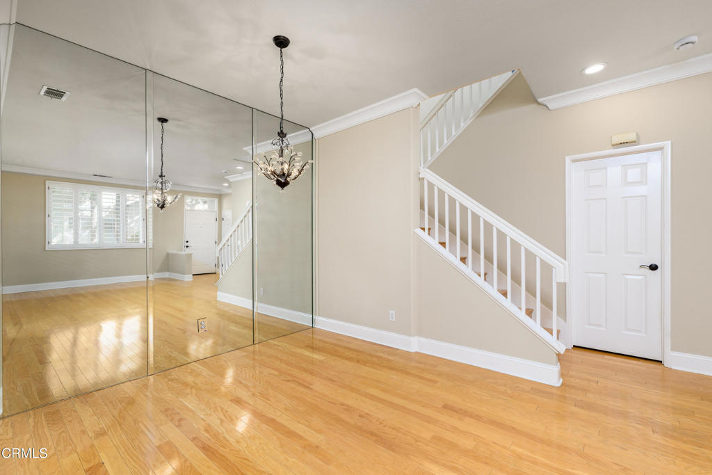 Camarillo, California, 93012, United States, 2 Bedrooms Bedrooms, ,2 BathroomsBathrooms,Residential,For Sale,1981052