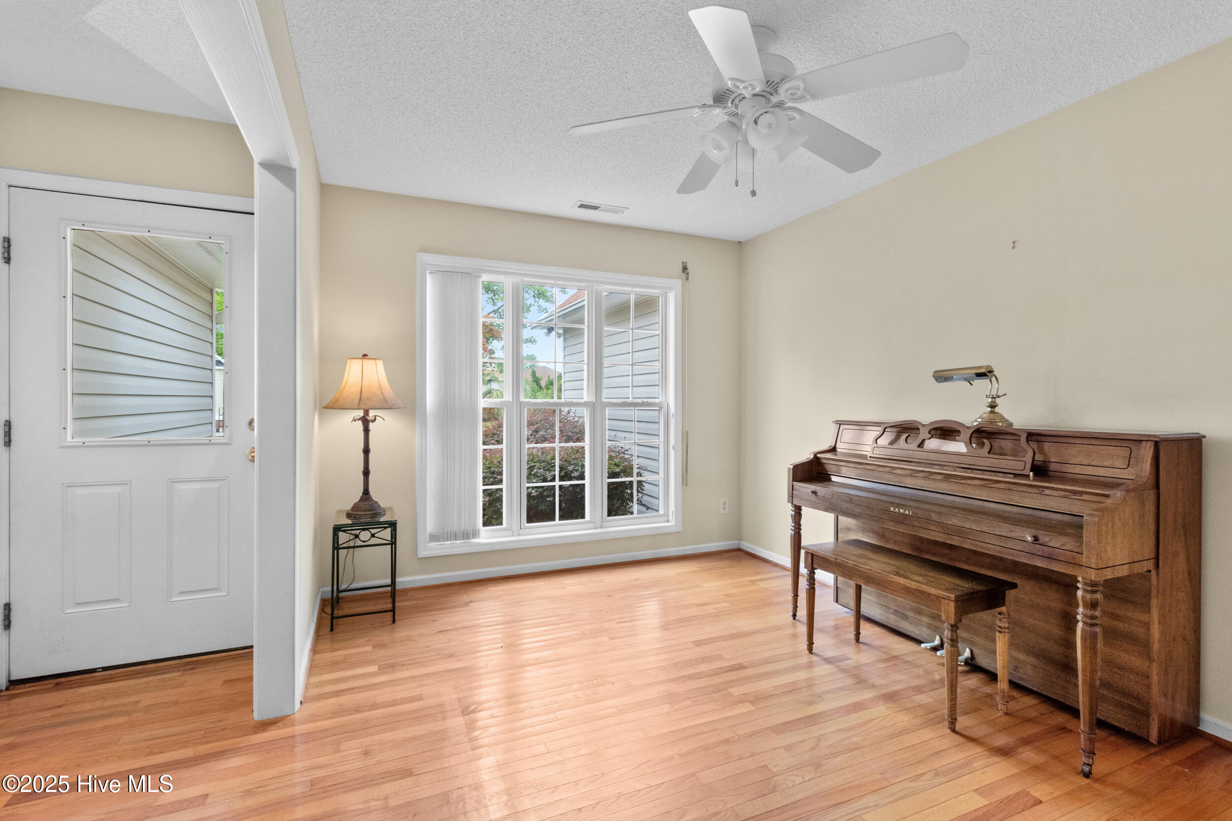 Carolina Beach, North Carolina, 28428, United States, 3 Bedrooms Bedrooms, ,2 BathroomsBathrooms,Residential,For Sale,1890740