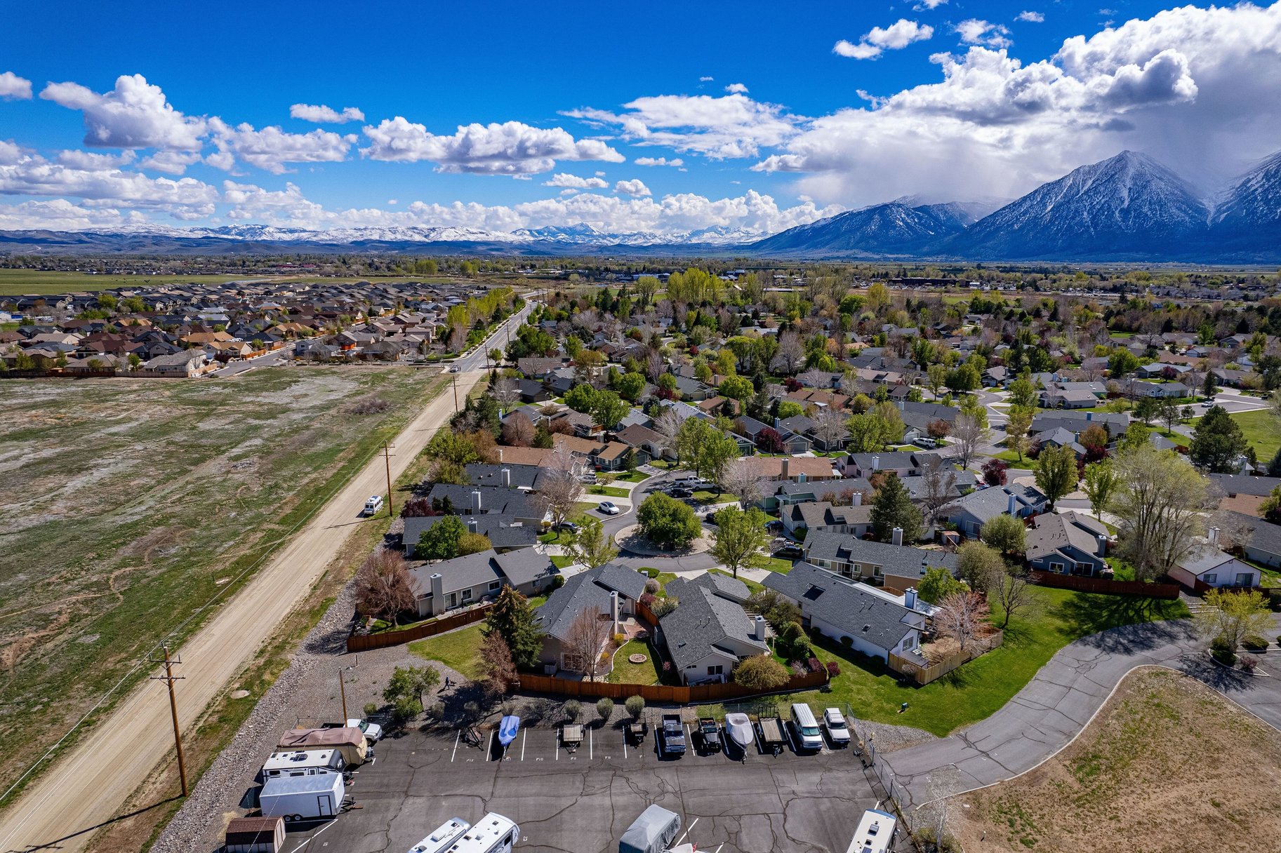  3 Bedrooms, 2 bath, 2 car garage, single level home in Minden NV - 物件實景