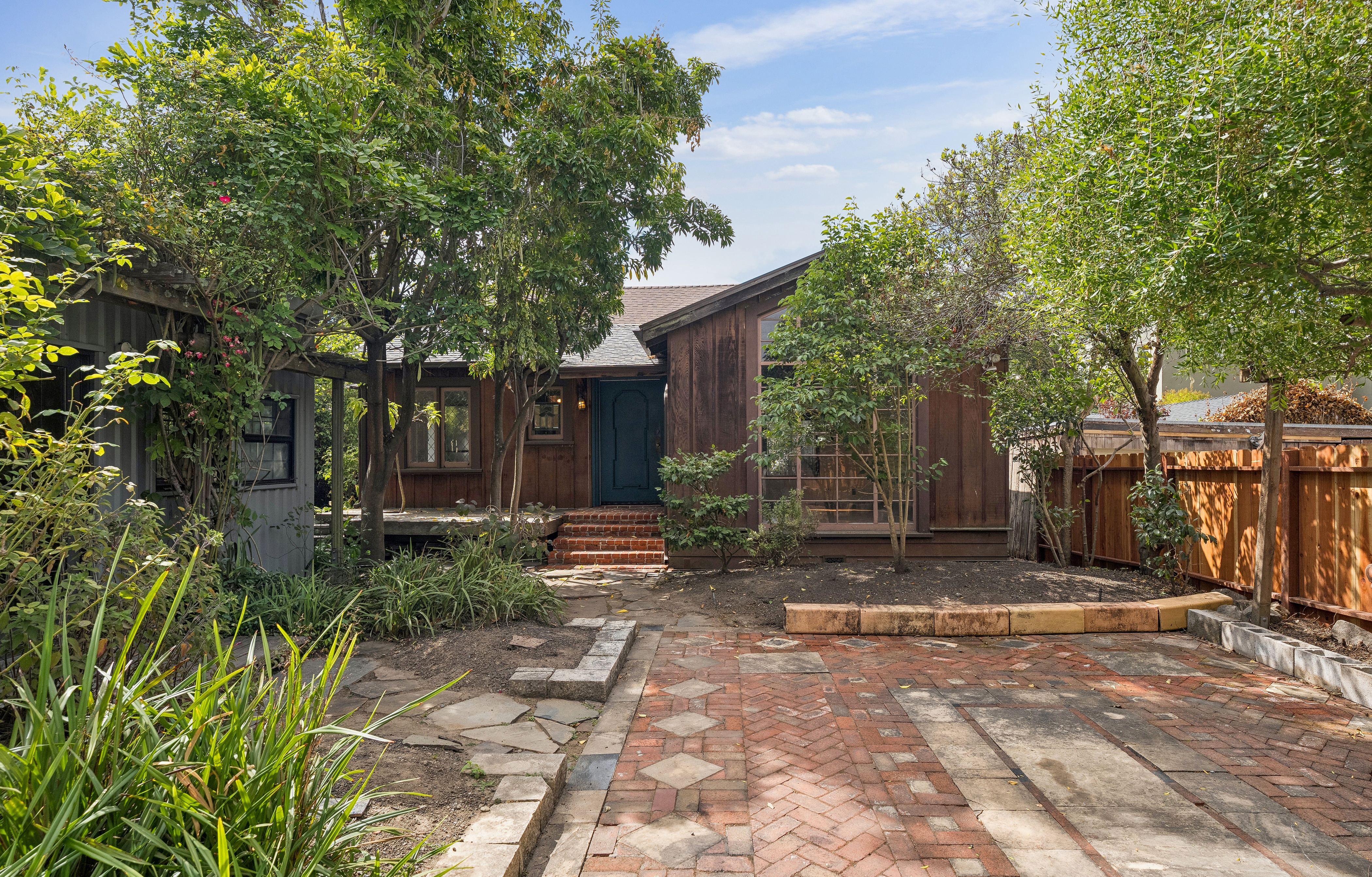  Iconic 1907 Berkeley Property with Three Distinct Structures - 物件實景