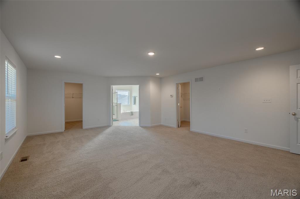 Wentzville, Missouri, 63385, United States, 4 Bedrooms Bedrooms, ,4 BathroomsBathrooms,Residential,For Sale,1948699