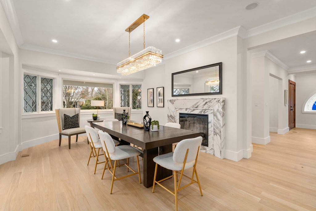 Newton, Massachusetts, 02465, United States, 6 Bedrooms Bedrooms, ,7 BathroomsBathrooms,Residential,For Sale,1995687