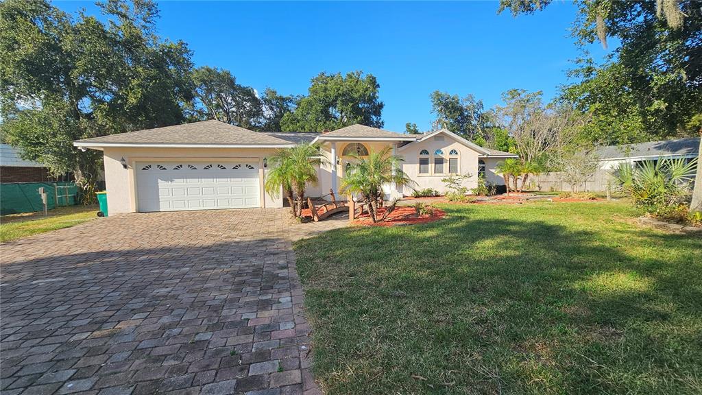 Chesley Ave, Eustis, FL 32726