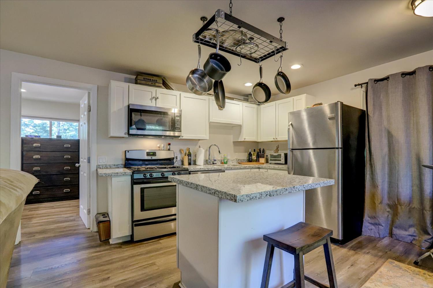 Grass Valley, California, 95945, United States, 3 Bedrooms Bedrooms, ,3 BathroomsBathrooms,Residential,For Sale,1898506