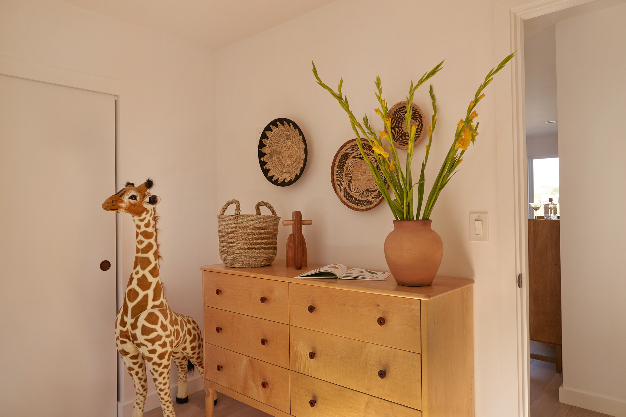  4751 Glenalbyn Dr - 物件實景