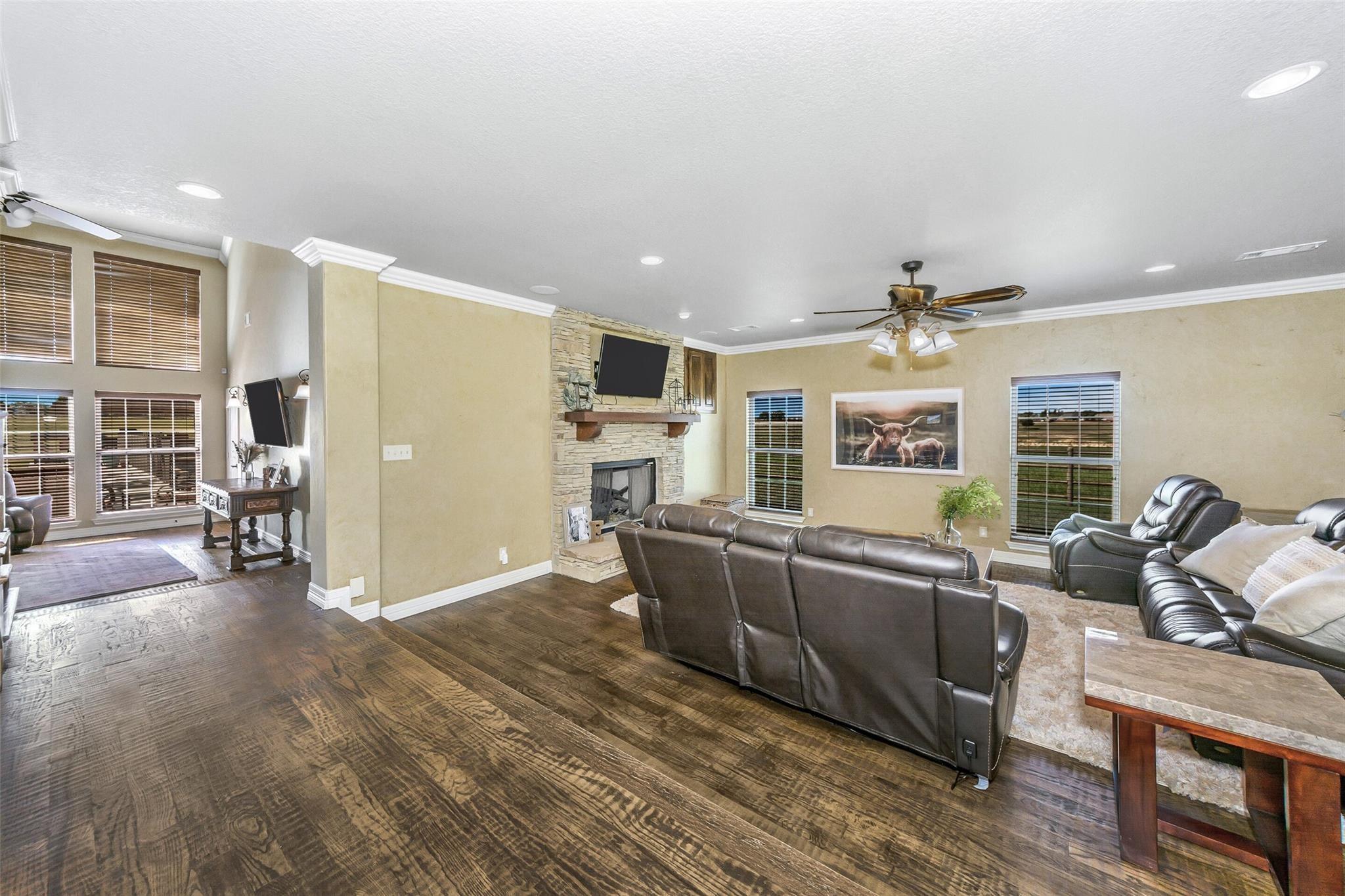 Boyd, Texas, 76023, United States, 4 Bedrooms Bedrooms, ,4 BathroomsBathrooms,Residential,For Sale,1981512