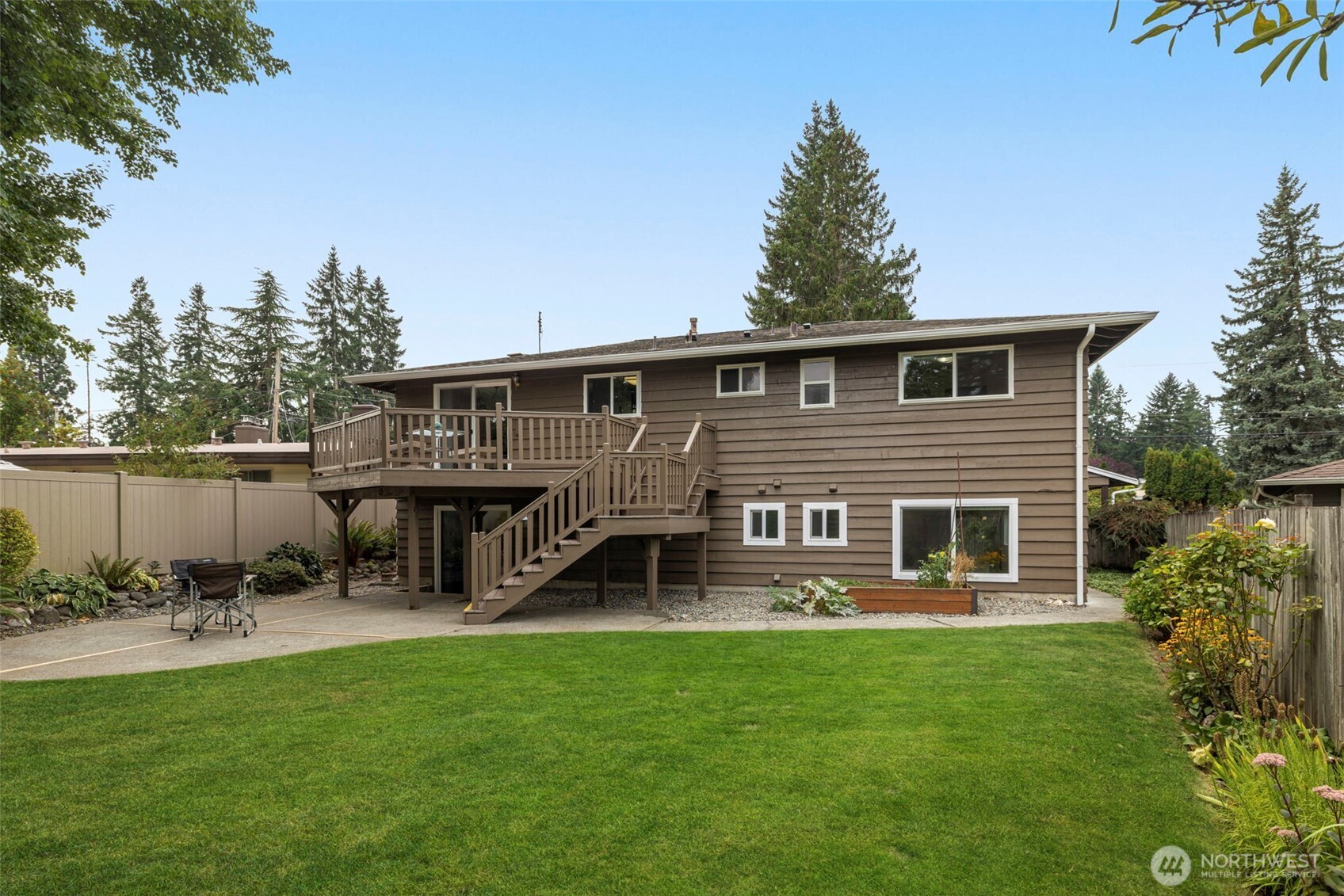 Bellevue, Washington, 98008, United States, 5 Bedrooms Bedrooms, ,2 BathroomsBathrooms,Residential,For Sale,1941781