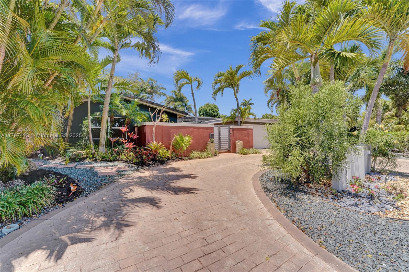 Wilton Manors, Florida, 33305, United States, 3 Bedrooms Bedrooms, ,3 BathroomsBathrooms,Residential,For Sale,1803102