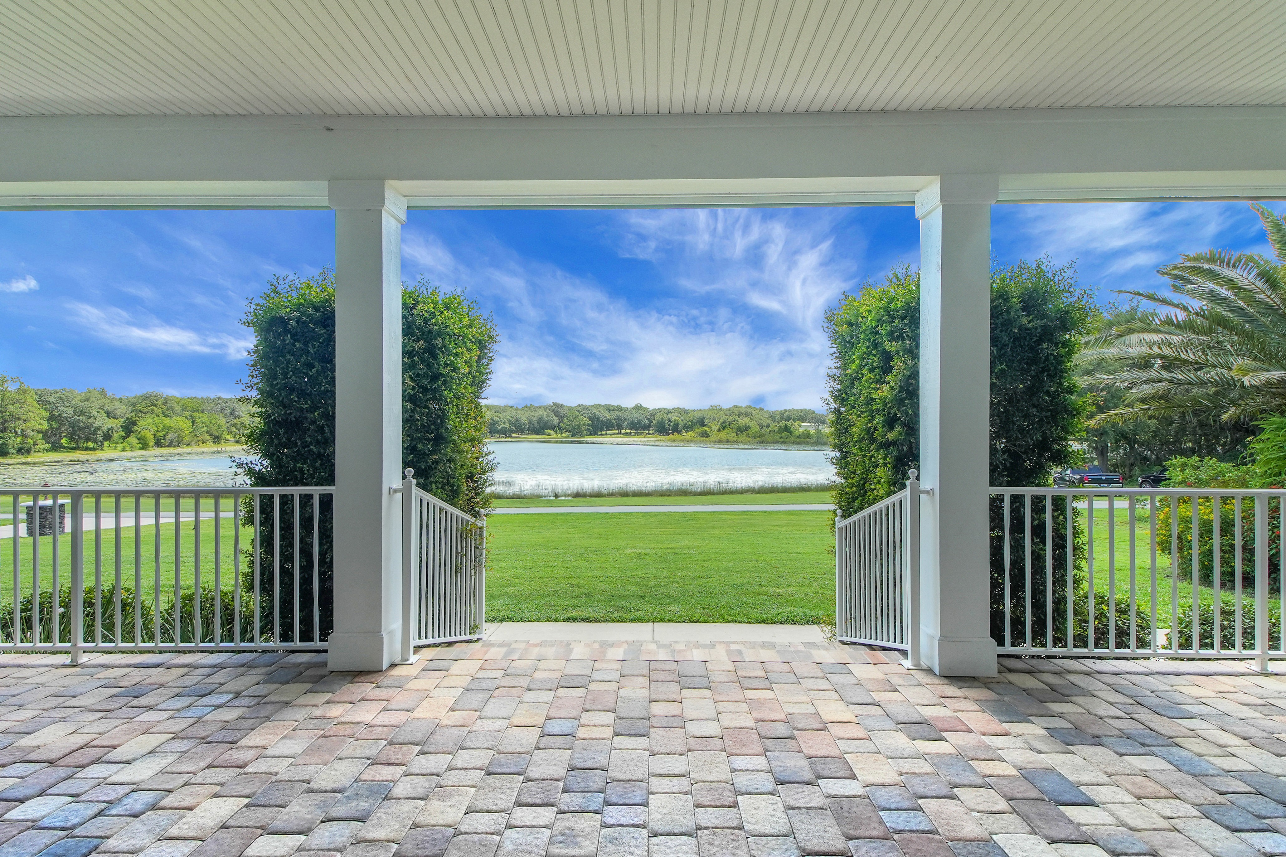 Weirsdale, Florida, 32195, United States, 4 Bedrooms Bedrooms, ,3 BathroomsBathrooms,Residential,For Sale,1900688