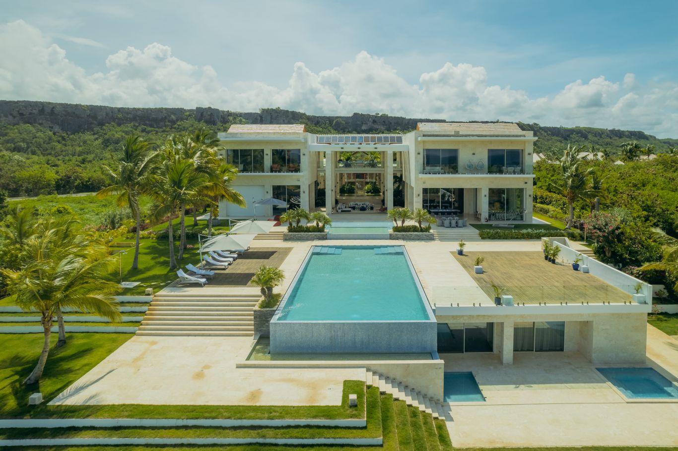 Luxurious 6-Bedroom Cap Cana Villa With Fabulous O, Cap Cana, DO, 6 Bedrooms Bedrooms, ,7 BathroomsBathrooms,Residential,For Sale,Luxurious 6-Bedroom Cap Cana Villa With Fabulous O,1583962