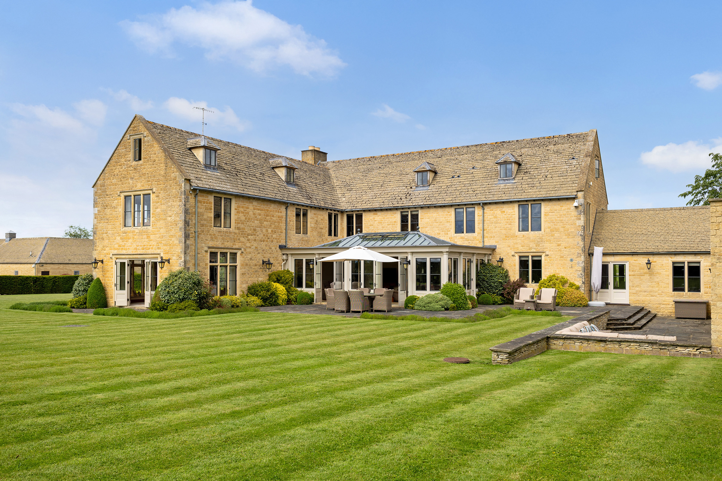  An Impressive Country Estate with Indoor Pool and Equestrian Facilities - 物件實景