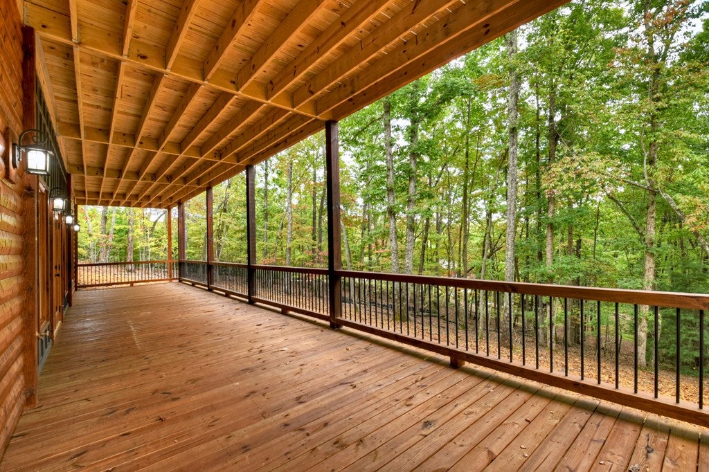 Mineral Bluff, Georgia, 30559, United States, 4 Bedrooms Bedrooms, ,3 BathroomsBathrooms,Residential,For Sale,1953348