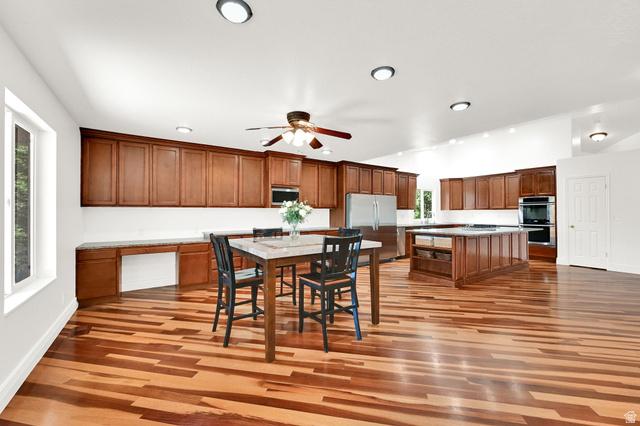 Syracuse, Utah, 84075, United States, 4 Bedrooms Bedrooms, ,3 BathroomsBathrooms,Residential,For Sale,2048883
