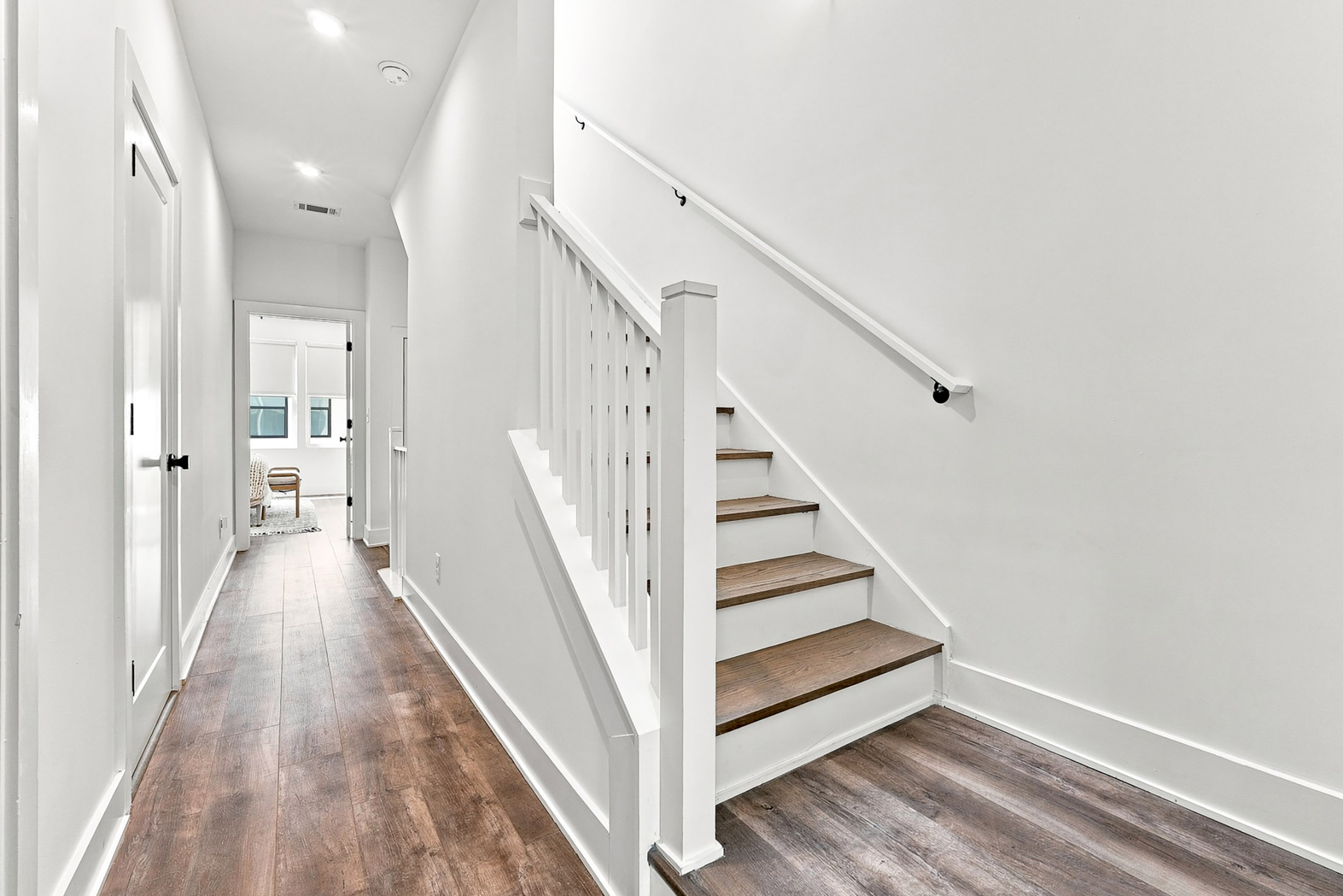  Modern End Unit Townhome with Expansive Rooftop Terrace - 物件實景