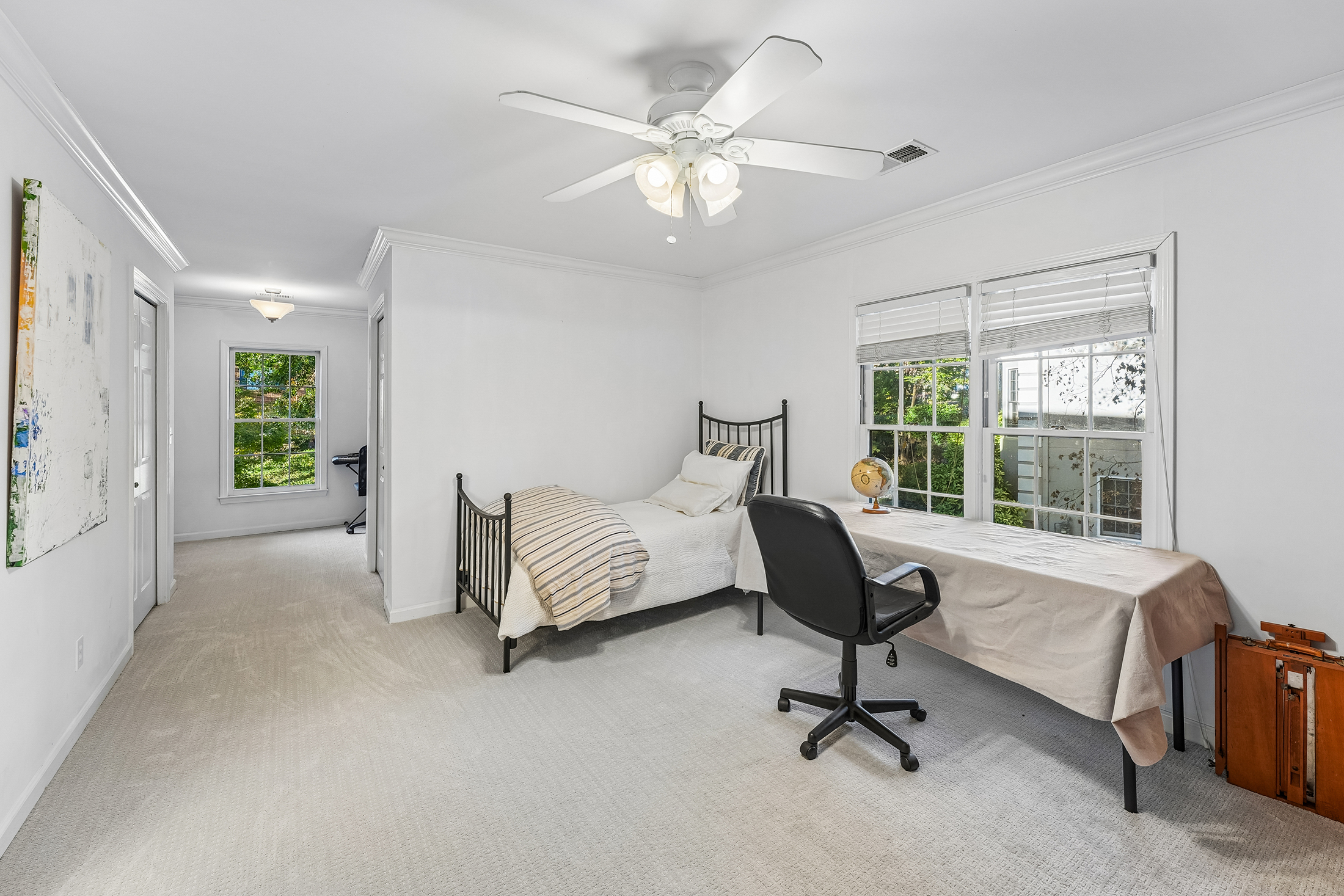  Beautiful, Renovated Daylight Basement Home on Exceptional Lot - 物件實景
