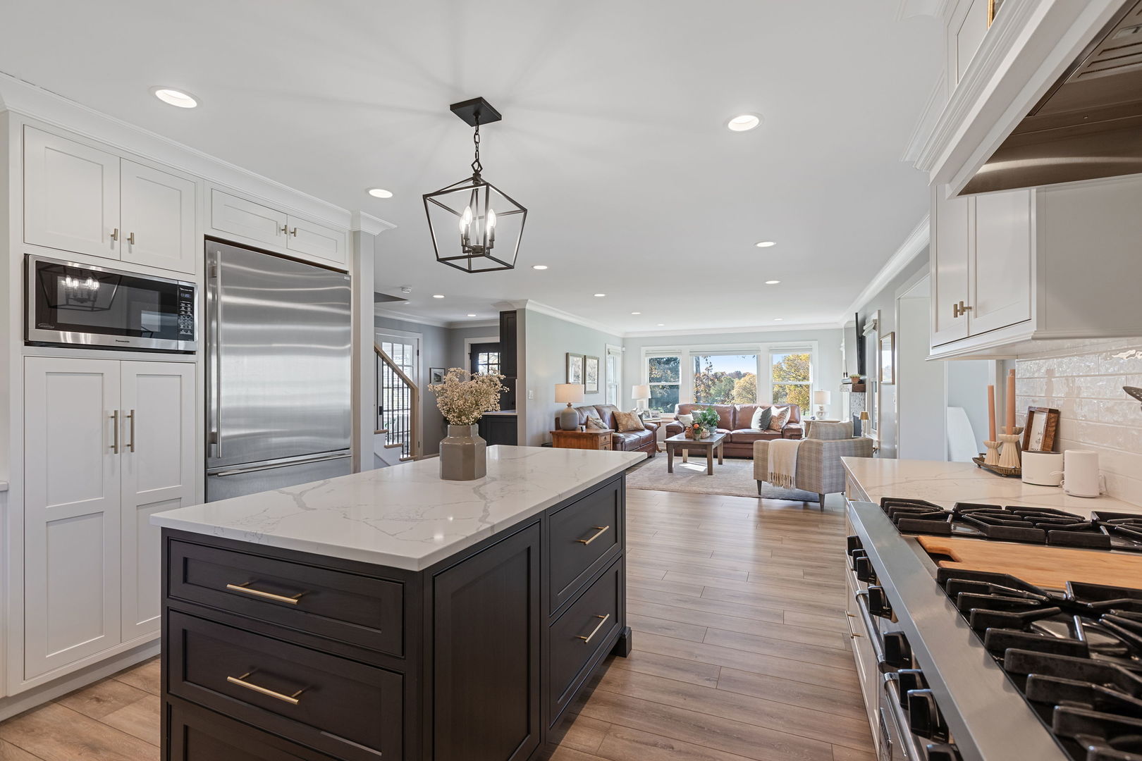 North Barrington, Illinois, 60010, United States, 3 Bedrooms Bedrooms, ,3 BathroomsBathrooms,Residential,For Sale,1987607