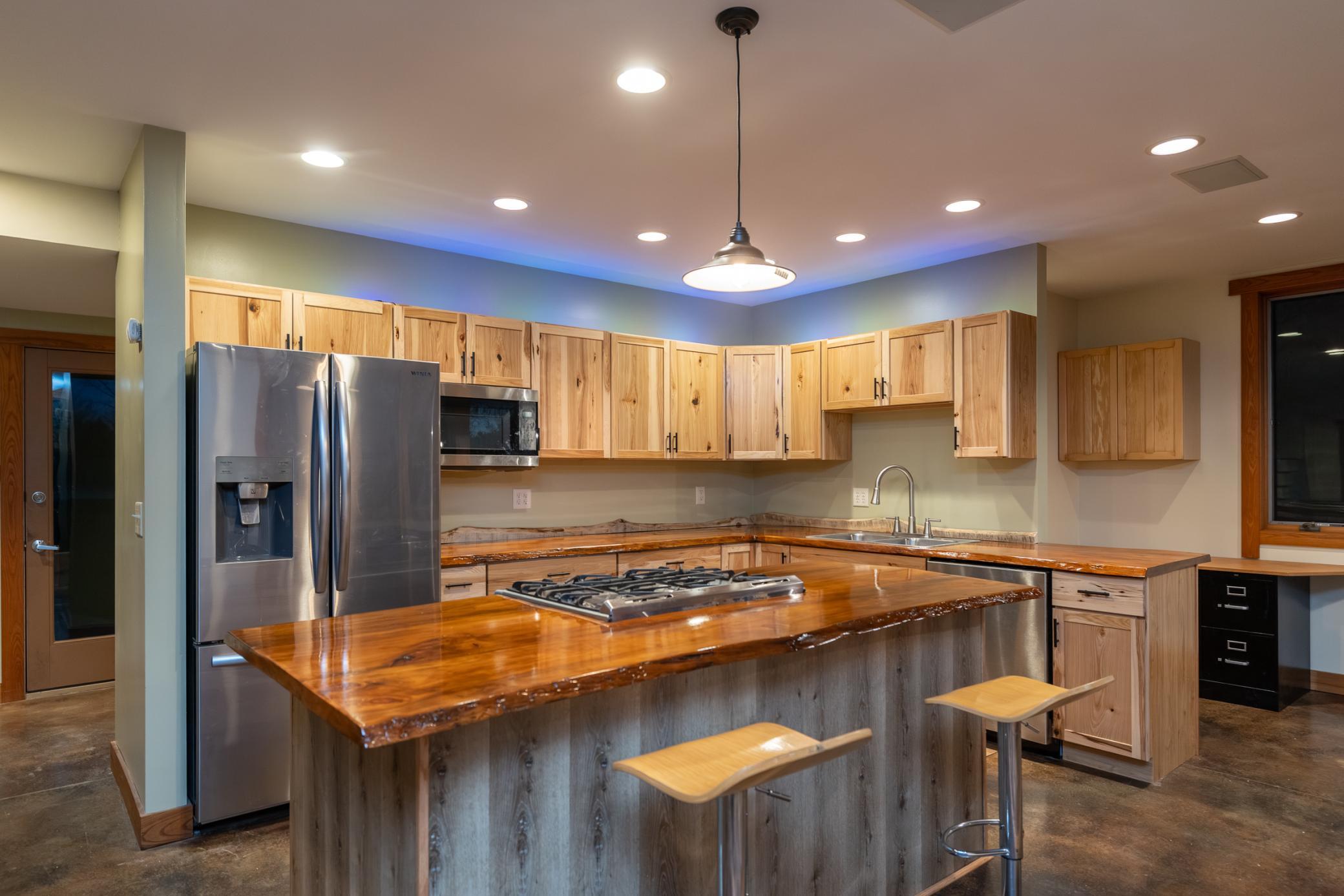 Oak Grove Twp, Wisconsin, 54021, United States, 2 Bedrooms Bedrooms, ,1 BathroomBathrooms,Residential,For Sale,1987684