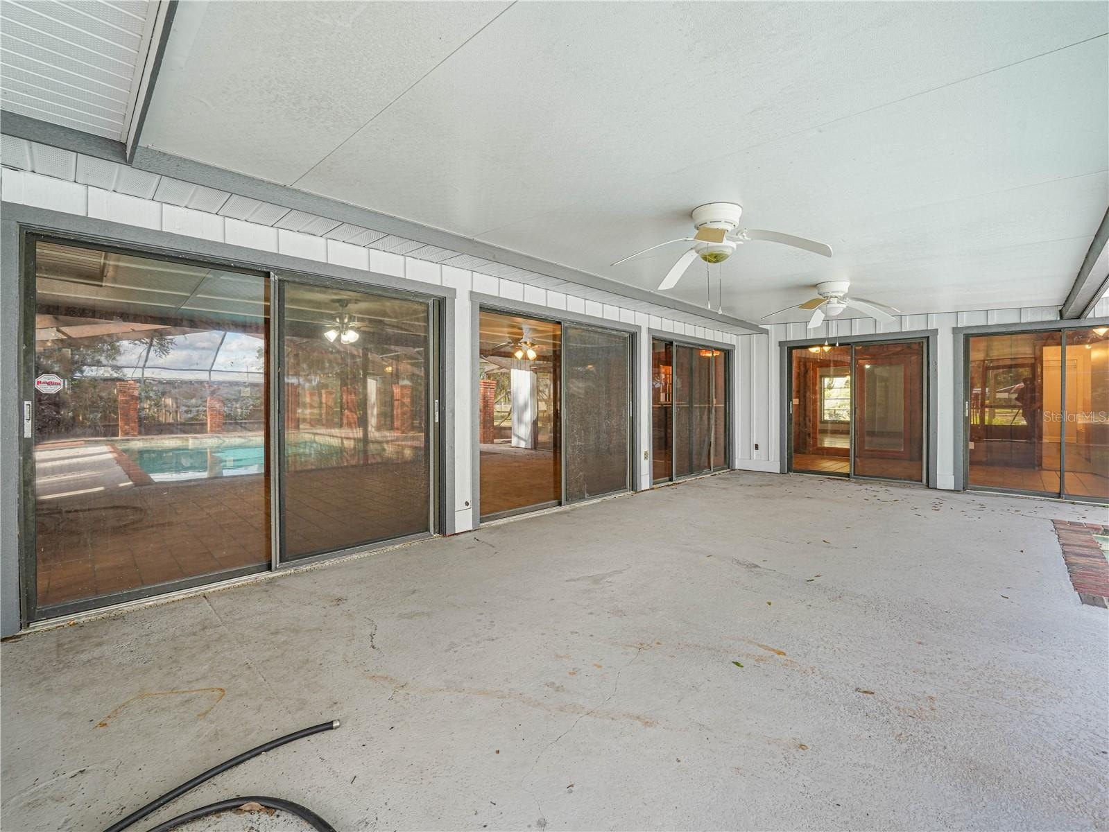 FROSTPROOF, Florida, 33843, United States, 6 Bedrooms Bedrooms, ,3 BathroomsBathrooms,Residential,For Sale,2006124