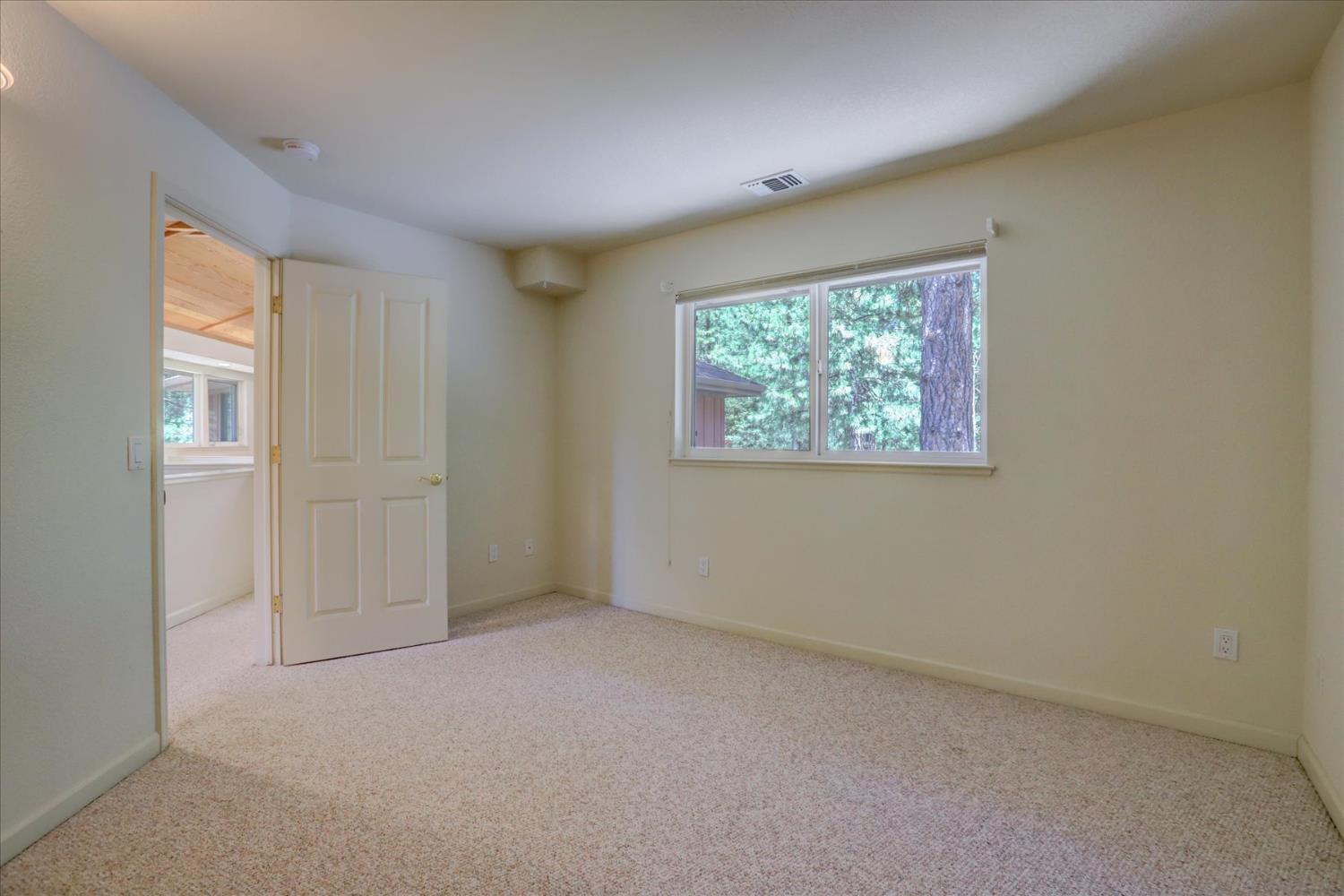 Nevada City, California, 95959, United States, 3 Bedrooms Bedrooms, ,3 BathroomsBathrooms,Residential,For Sale,1928446