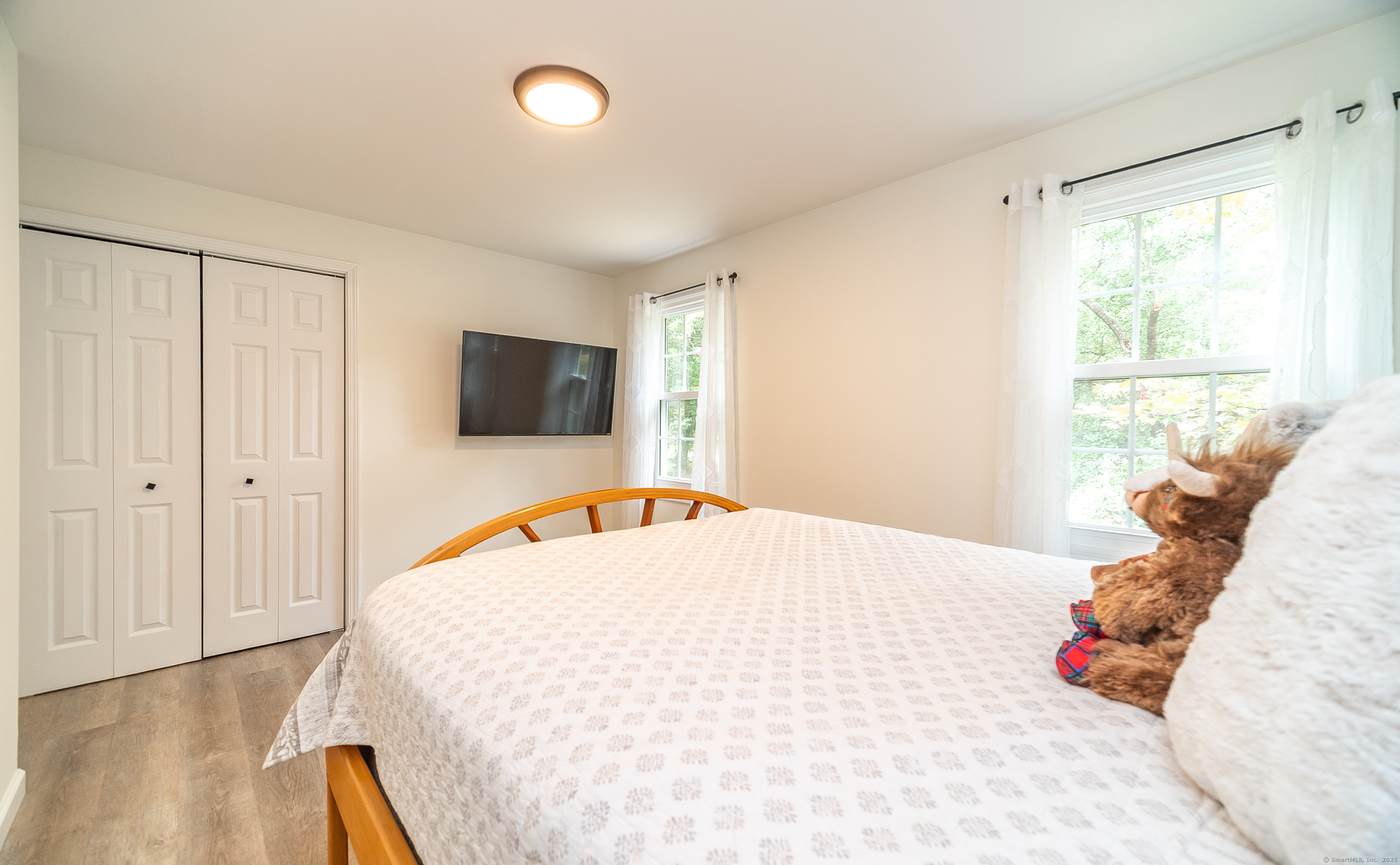 Clinton, Connecticut, 06413, United States, 3 Bedrooms Bedrooms, ,3 BathroomsBathrooms,Residential,For Sale,1939957