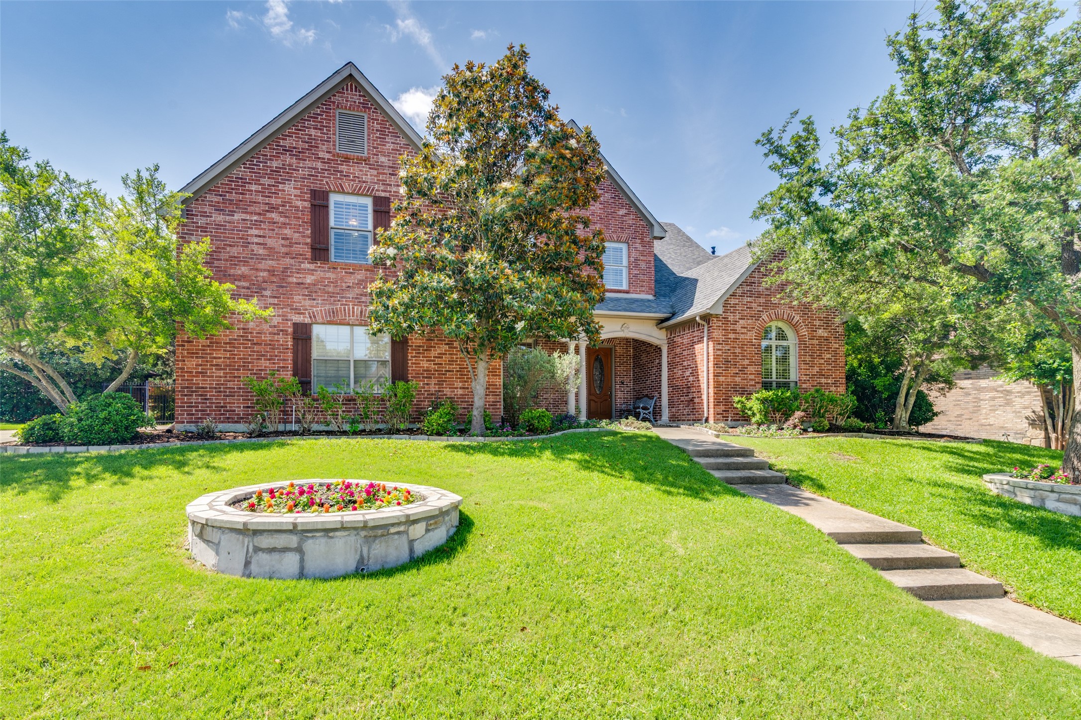 Heath, Texas, 75032, United States, 5 Bedrooms Bedrooms, ,4 BathroomsBathrooms,Residential,For Sale,1847303