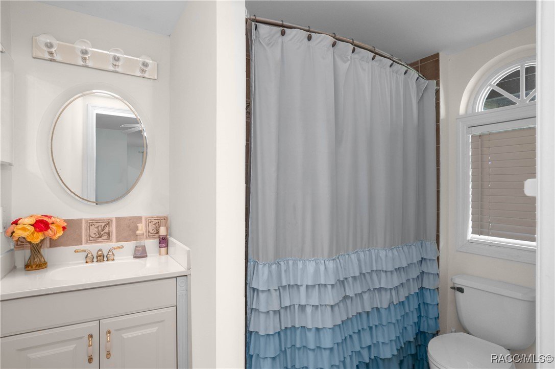 Inverness, Florida, 34450, United States, 4 Bedrooms Bedrooms, ,7 BathroomsBathrooms,Residential,For Sale,2005409