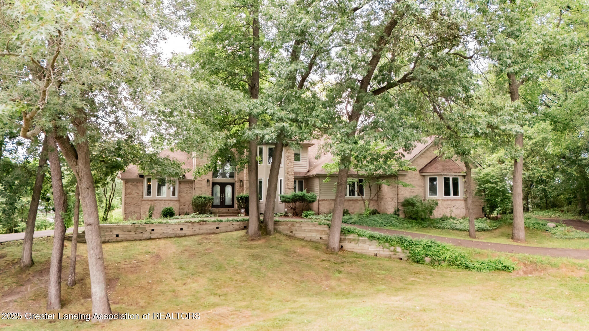 Laingsburg, Michigan, 48848, United States, 5 Bedrooms Bedrooms, ,6 BathroomsBathrooms,Residential,For Sale,1906782