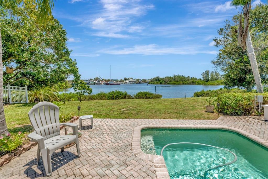 Tarpon Springs, Florida, 34689, United States, 3 Bedrooms Bedrooms, ,3 BathroomsBathrooms,Residential,For Sale,1947969