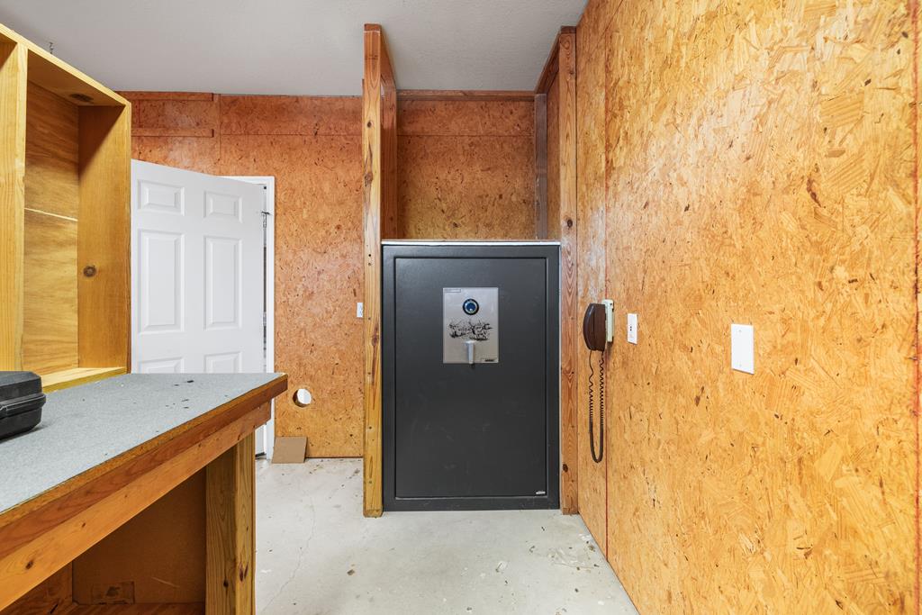 Kerrville, Texas, 78028, United States, 3 Bedrooms Bedrooms, ,3 BathroomsBathrooms,Residential,For Sale,1983005