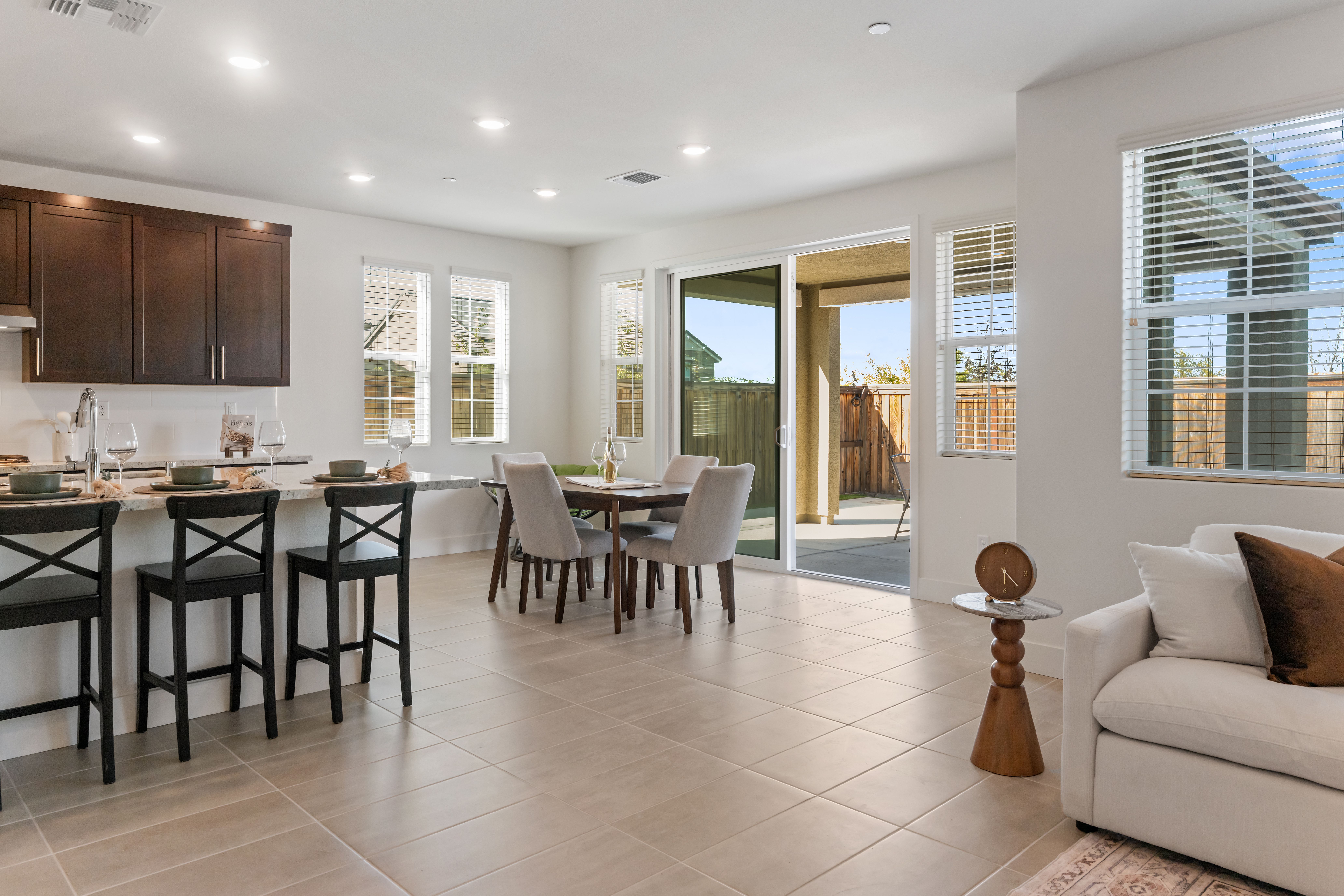  A Beautifully Established Home in Tracy Hills - 物件實景