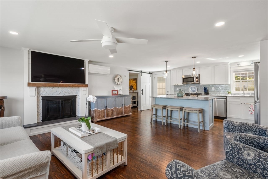Sandwich, Massachusetts, 02563, United States, 2 Bedrooms Bedrooms, ,1 BathroomBathrooms,Residential,For Sale,1939789