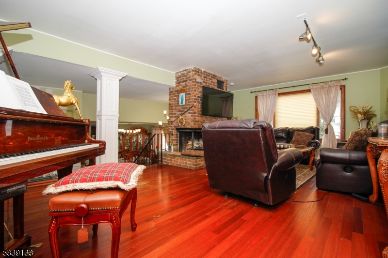 Vernon Twp., New Jersey, 07461-4534, United States, 5 Bedrooms Bedrooms, ,3 BathroomsBathrooms,Residential,For Sale,1944793
