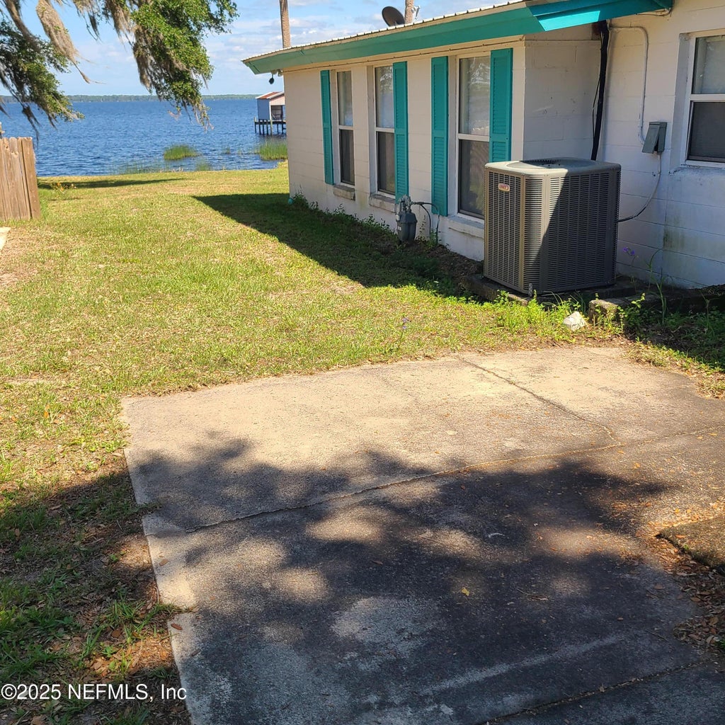 Crescent City, Florida, 32112, United States, 3 Bedrooms Bedrooms, ,2 BathroomsBathrooms,Residential,For Sale,1942531