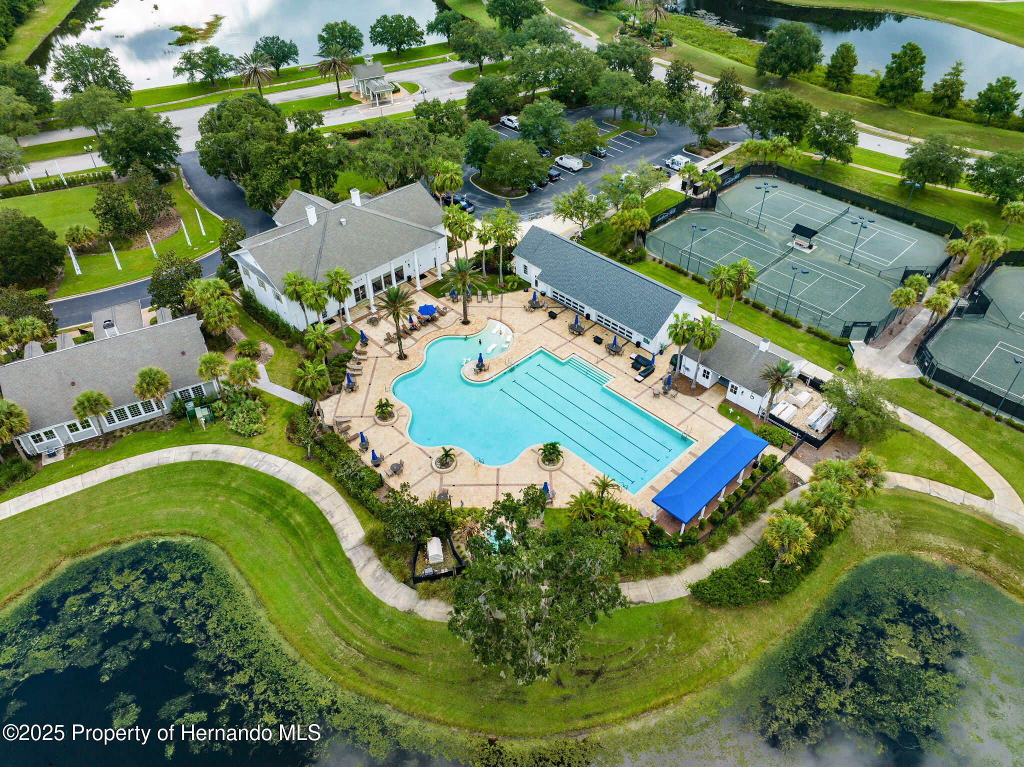 Brooksville, Florida, 34601, United States, 2 Bedrooms Bedrooms, ,4 BathroomsBathrooms,Residential,For Sale,1878155