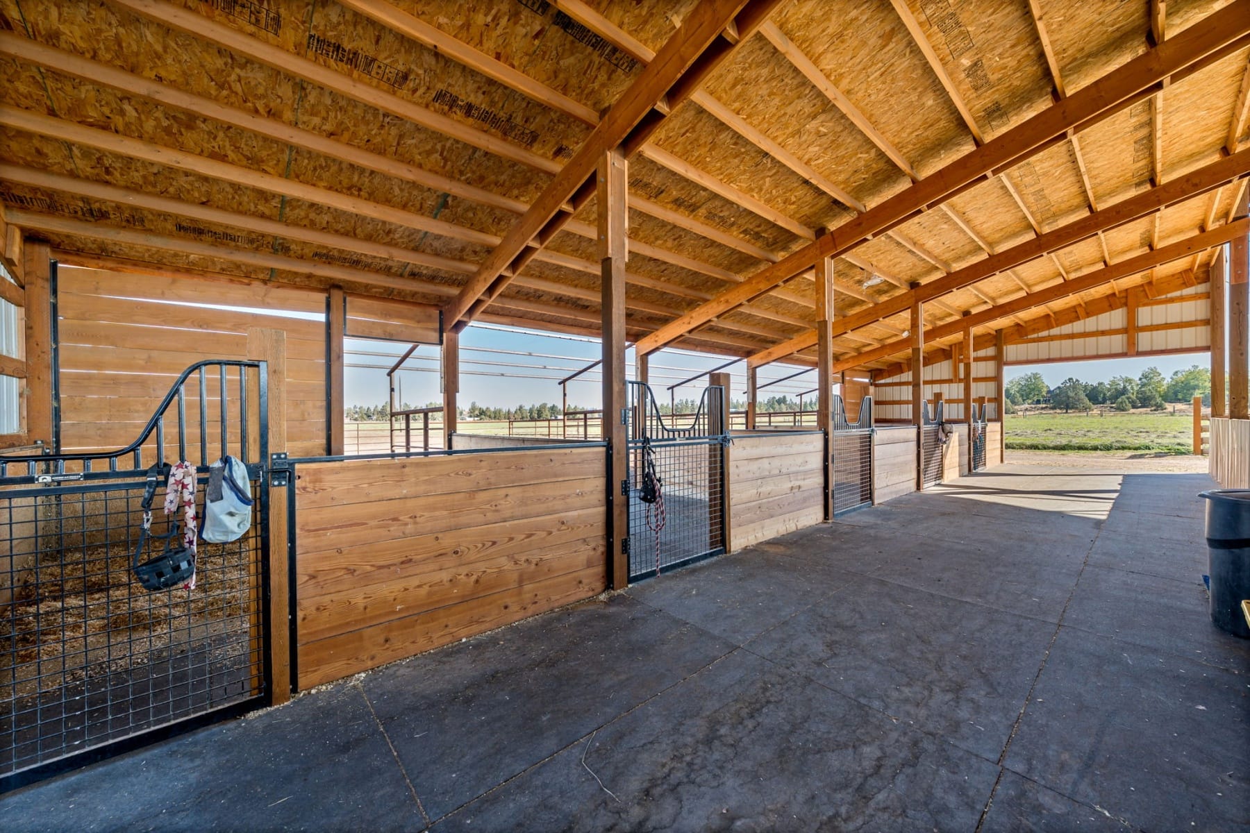  5755 SW Obsidian Avenue Redmond, OR 97756 - 物件實景