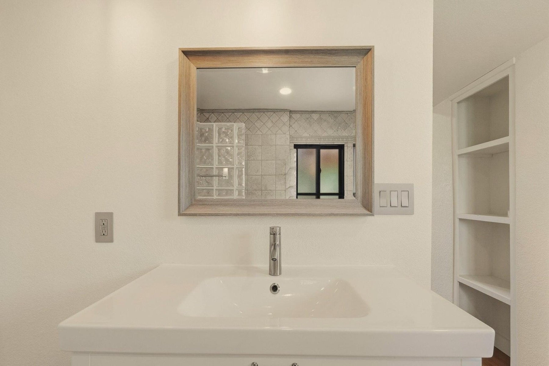 2208 E Turney Avenue ¦Phoenix, AZ - 物件實景