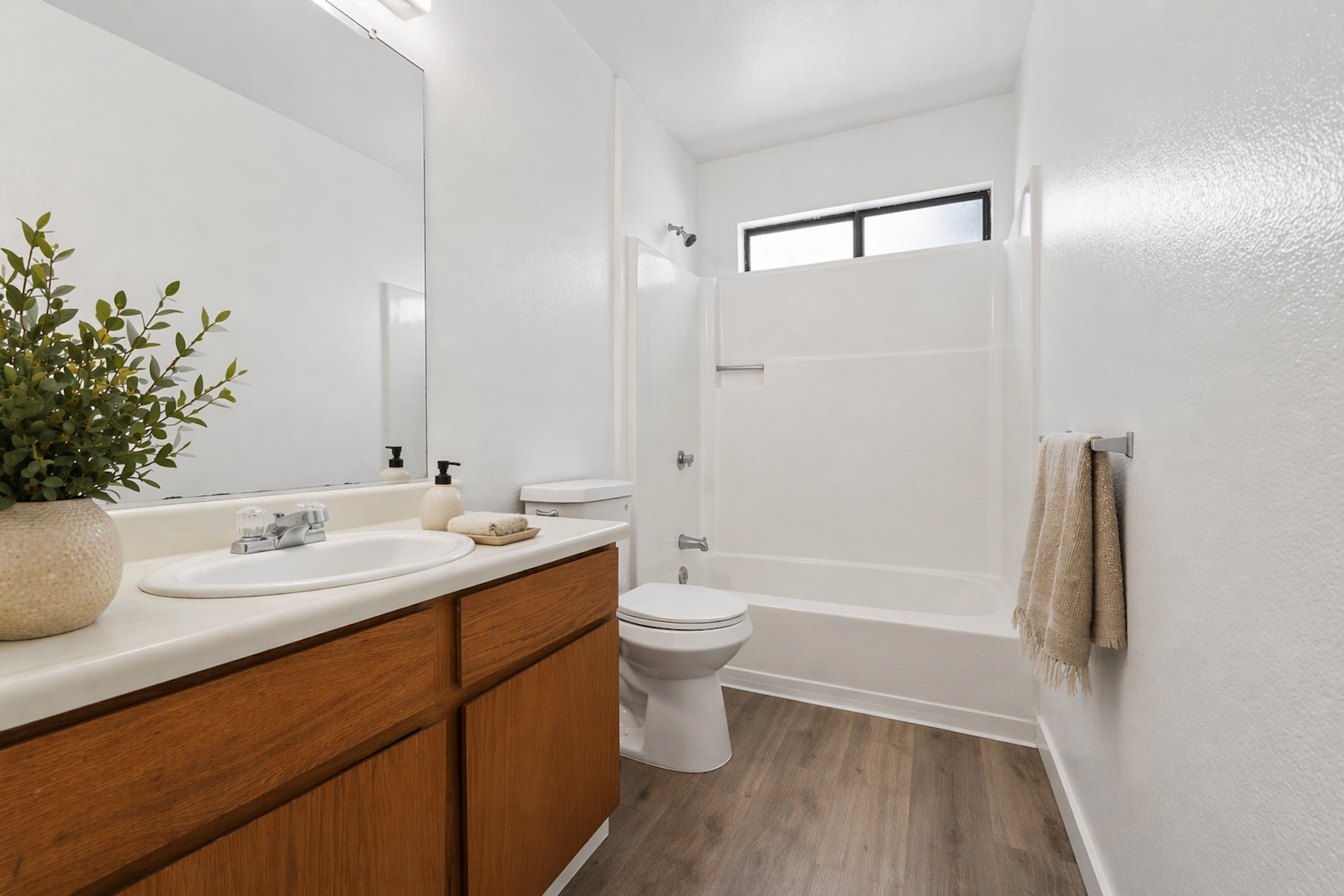  230 Courtyards E - 物件實景