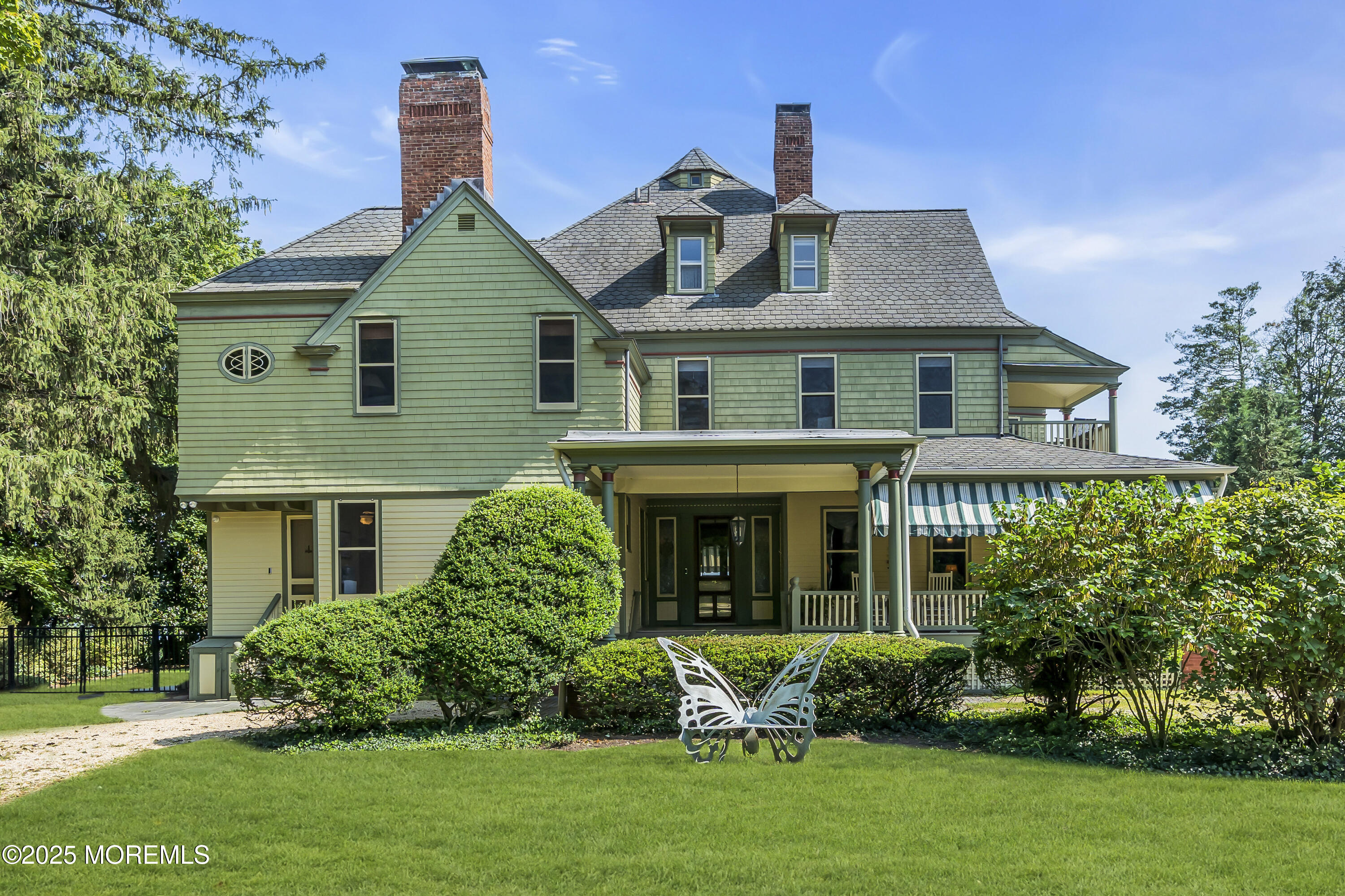 Red Bank, New Jersey, 07701, United States, 9 Bedrooms Bedrooms, ,6 BathroomsBathrooms,Residential,For Sale,1934404