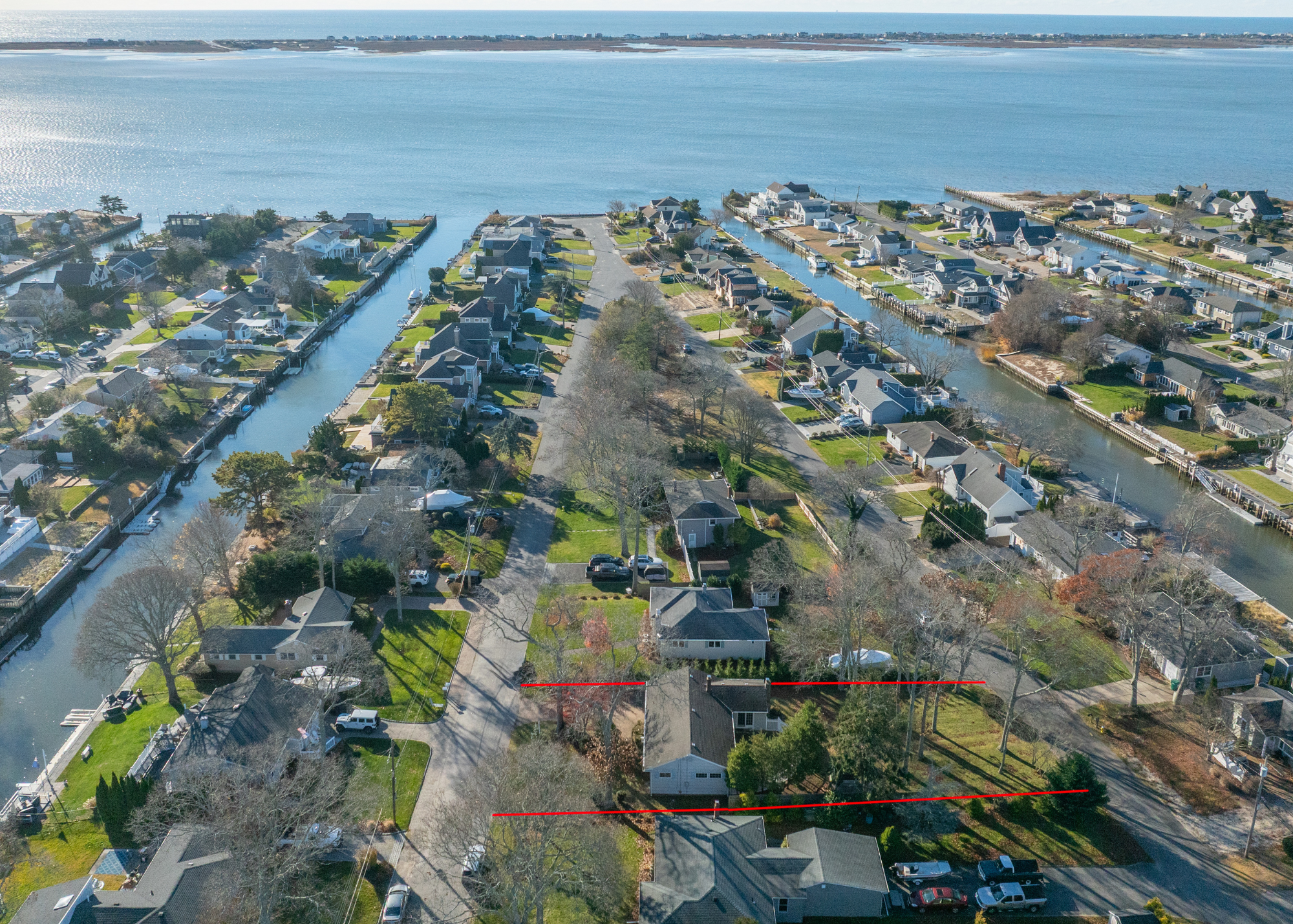 East Quogue, New York, 11942, United States, 2 Bedrooms Bedrooms, ,1 BathroomBathrooms,Residential,For Sale,2002980