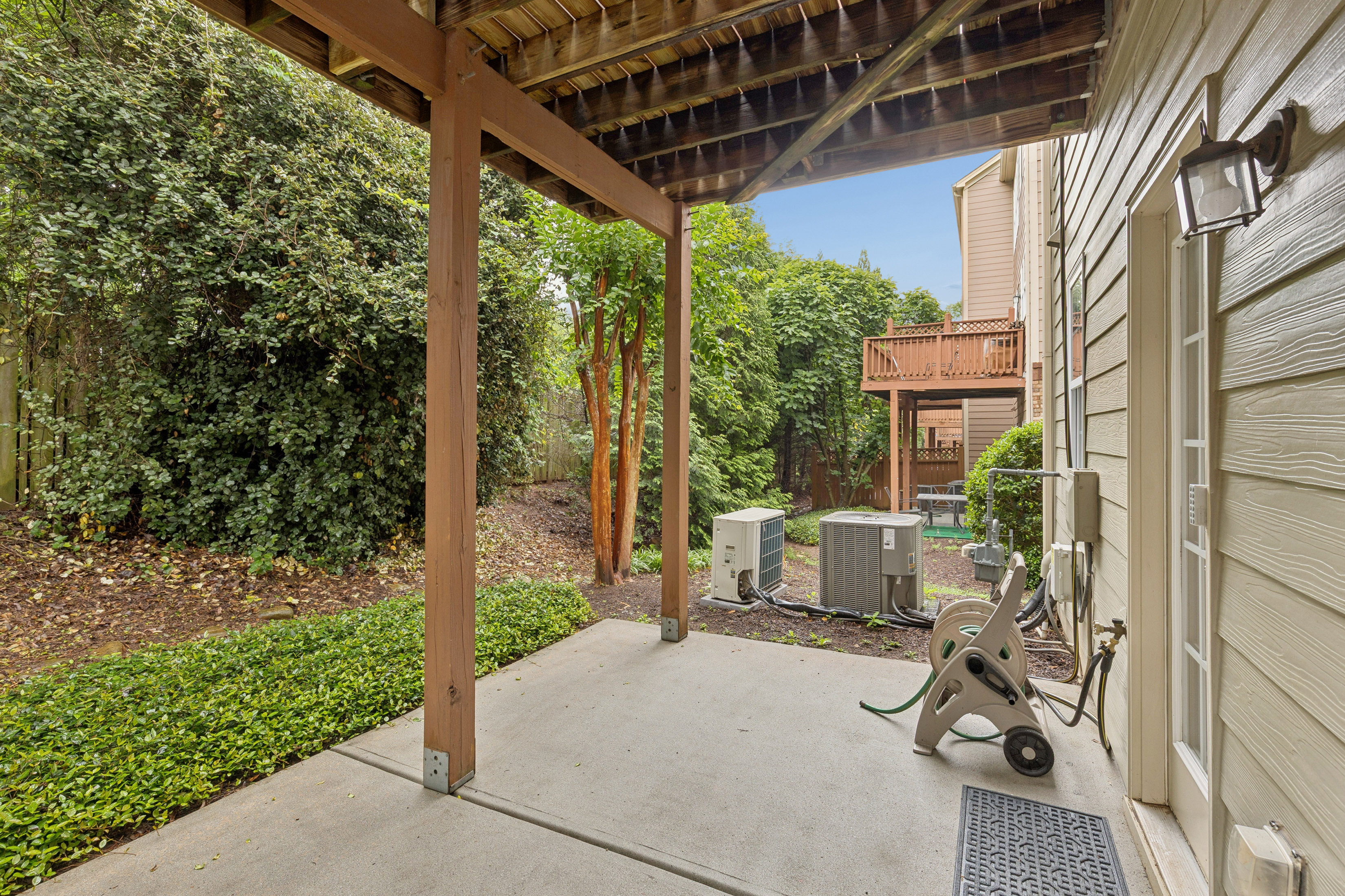  Beautifully Updated End-Unit Townhome Near Emory - 物件實景