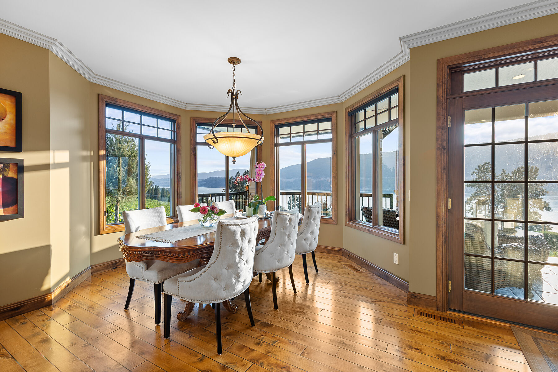  Extraordinary Custom Estate - 物件實景