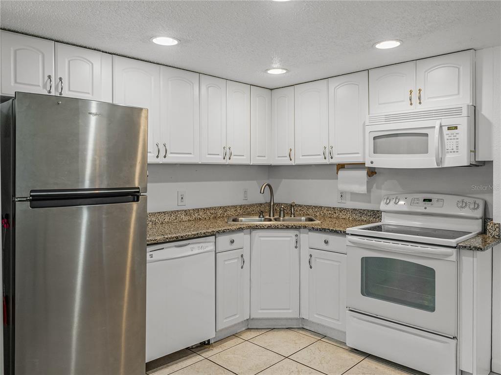 Lake Wales, Florida, 33898, United States, 3 Bedrooms Bedrooms, ,2 BathroomsBathrooms,Residential,For Sale,1950388