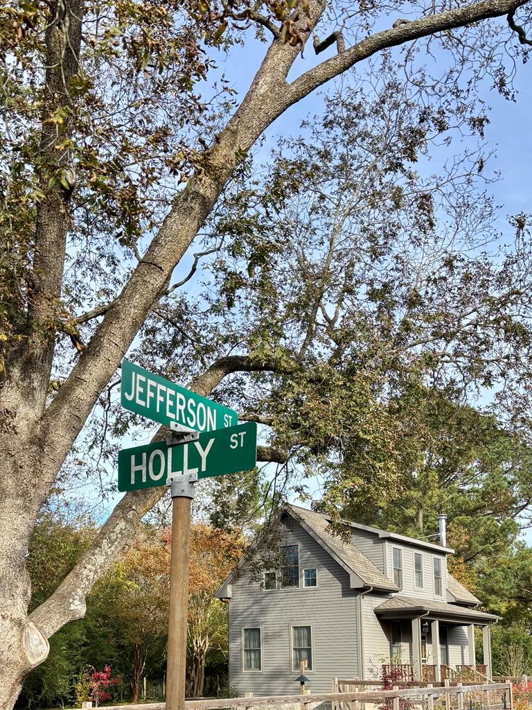 Onancock, Virginia, 23417, United States, 3 Bedrooms Bedrooms, ,2 BathroomsBathrooms,Residential,For Sale,1989733