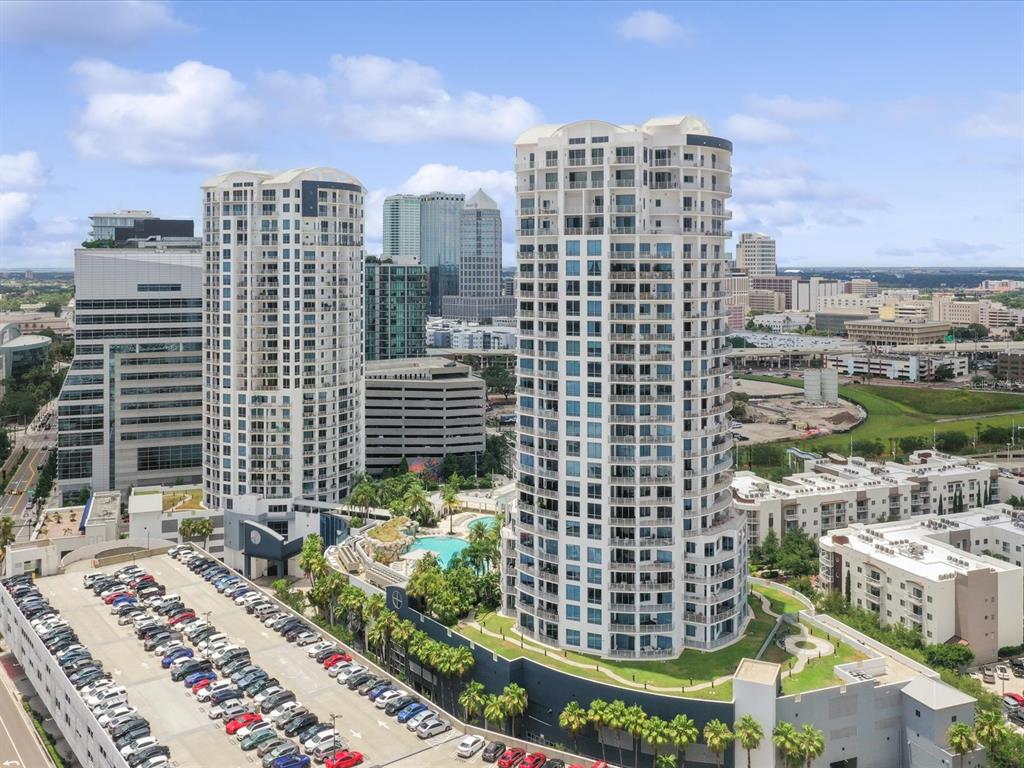 Tampa, Florida, 33602, United States, 2 Bedrooms Bedrooms, ,3 BathroomsBathrooms,Residential,For Sale,2003019