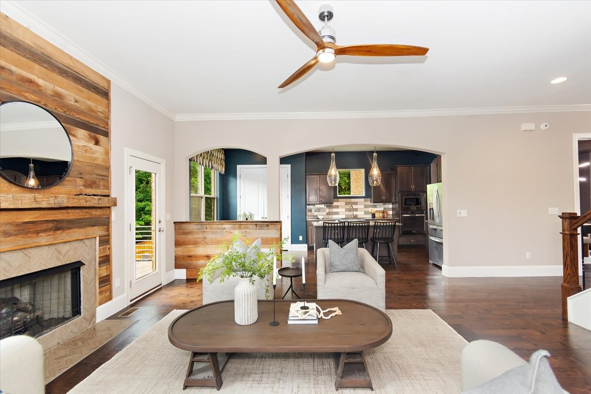 Nashville, Tennessee, 37209, United States, 4 Bedrooms Bedrooms, ,4 BathroomsBathrooms,Residential,For Sale,1827878